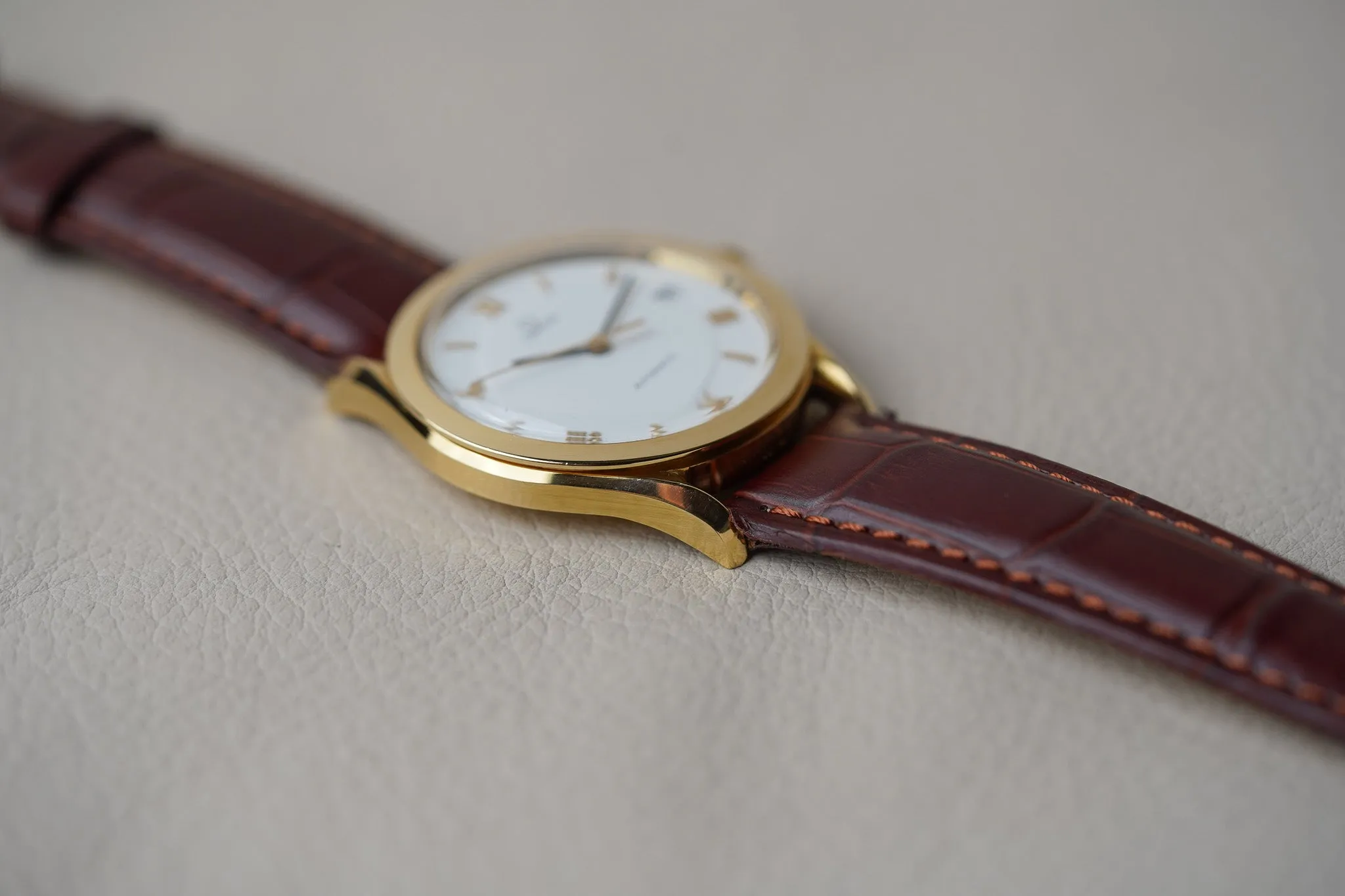 Omega Speedmaster Classic Heritage Maison Fondée en 1848 - 166.0285 / 3601.20 Solid 18k Gold
