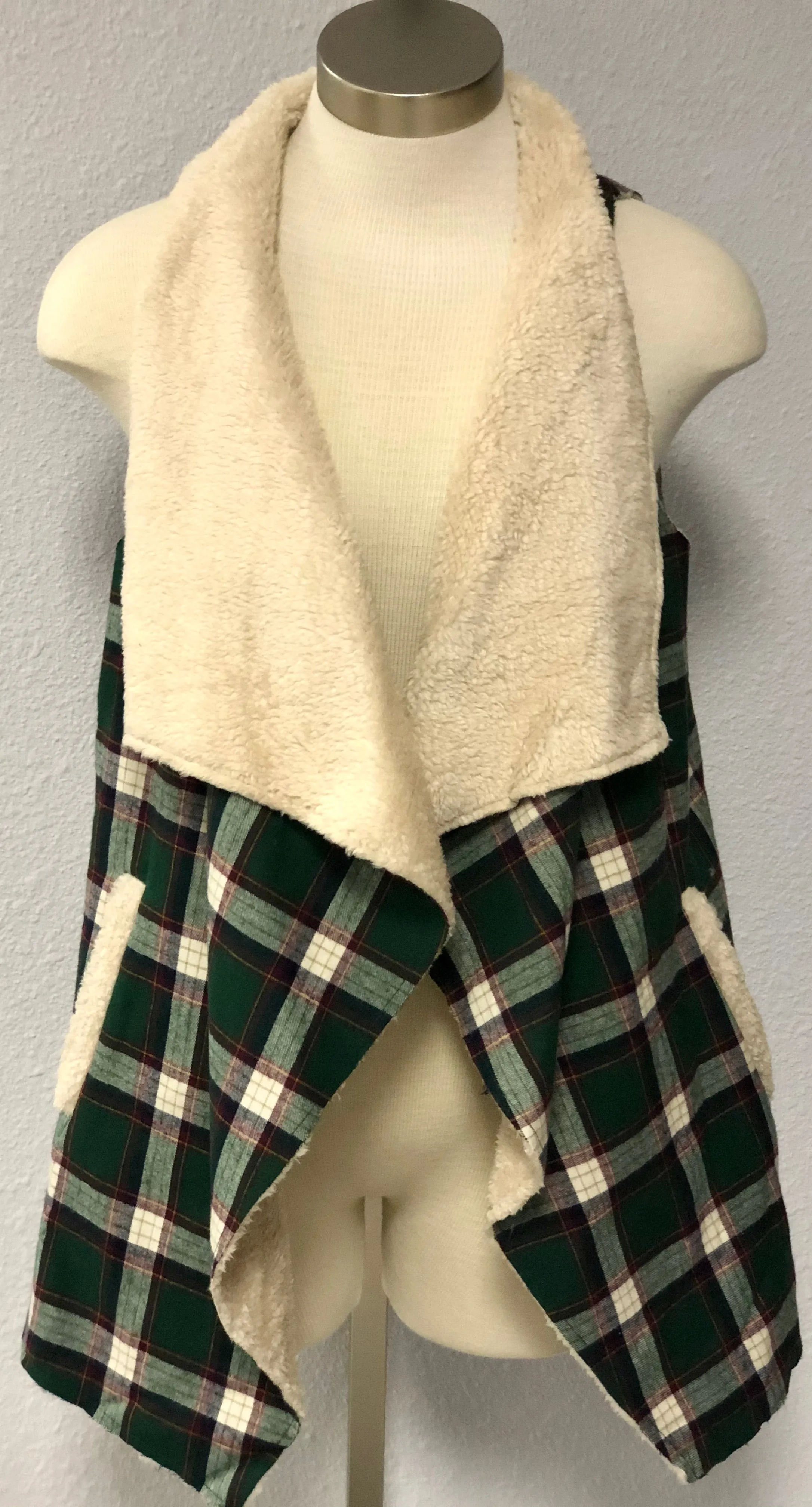 PLAID PRINT VEST