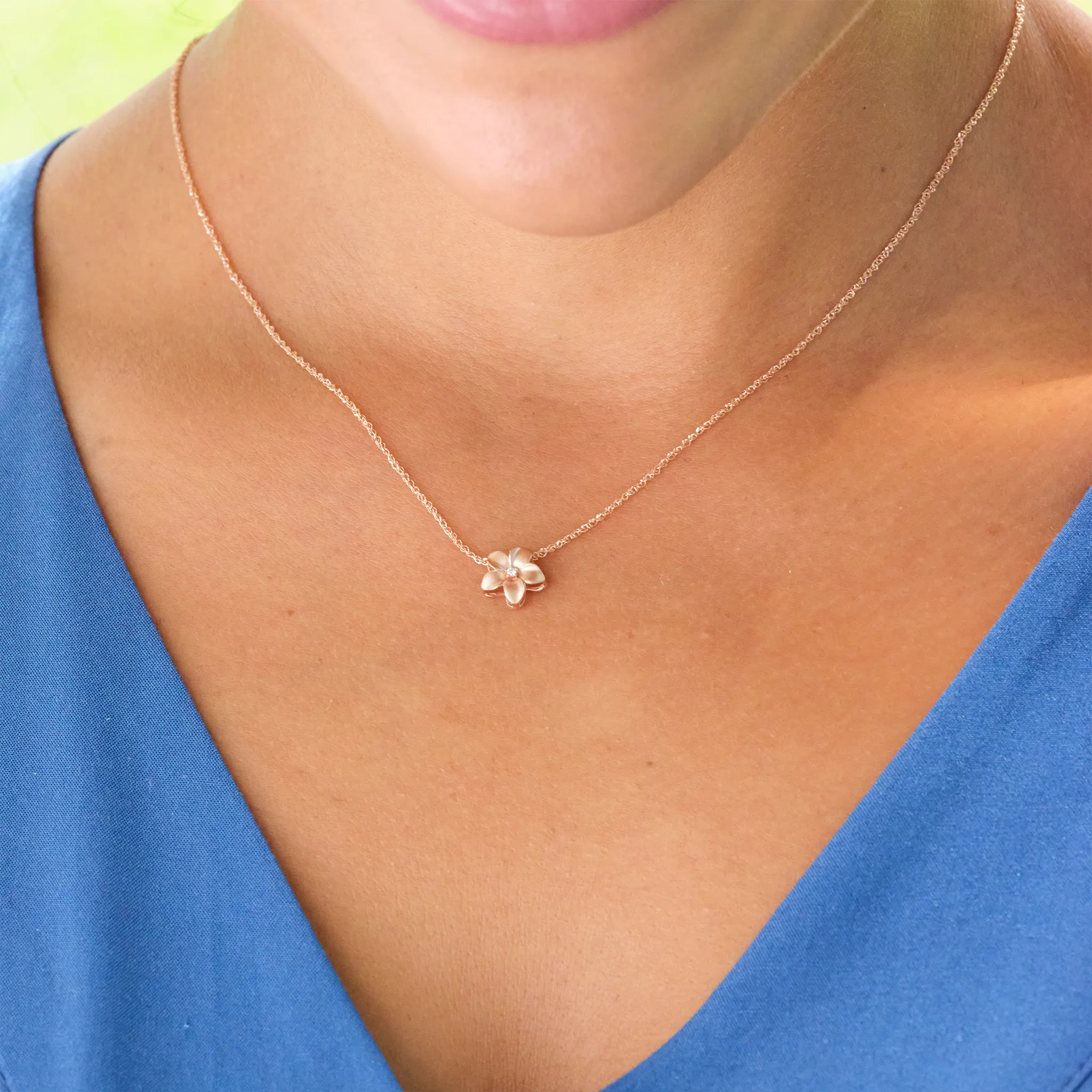 Plumeria Pendant in Rose Gold with Diamond - 9mm