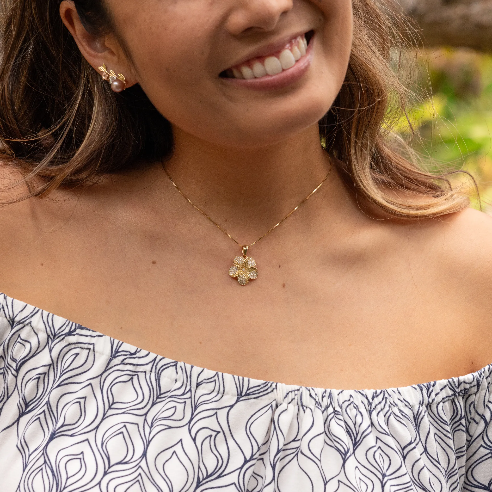 Plumeria Yellow Sapphire Pendant in Gold with Diamonds - 20mm