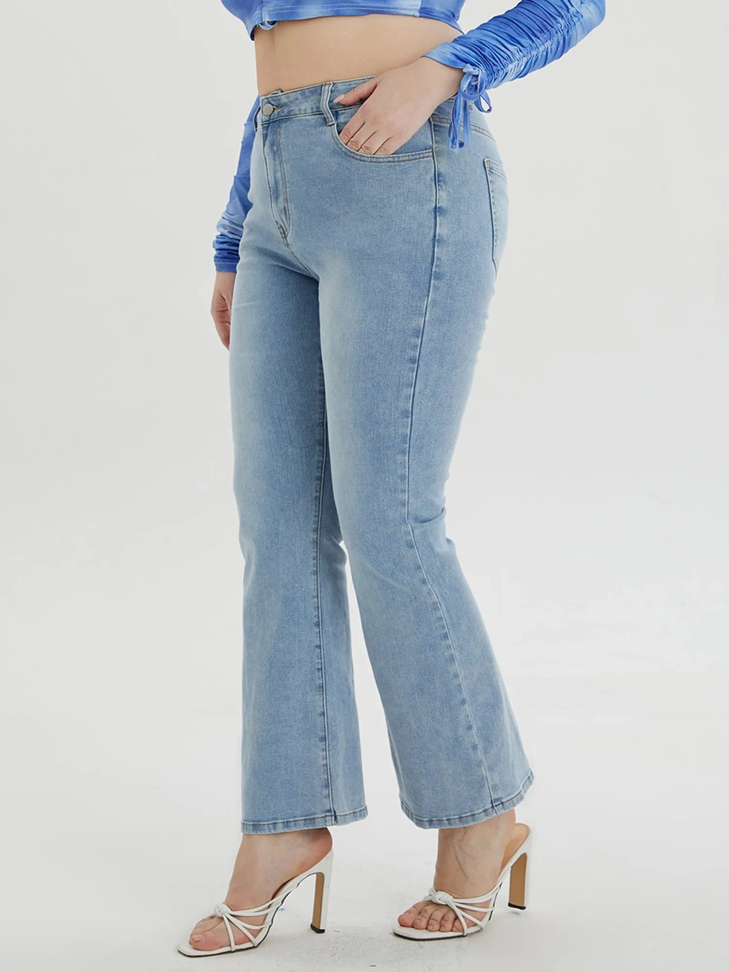 Plus Size Flared Jeans Light Blue Washing