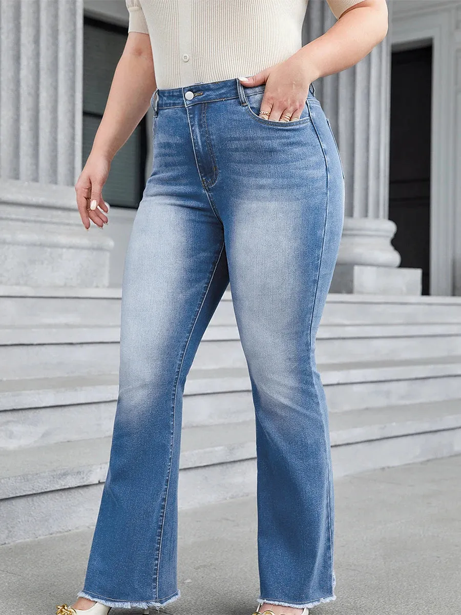 Plus Size Flared Jeans