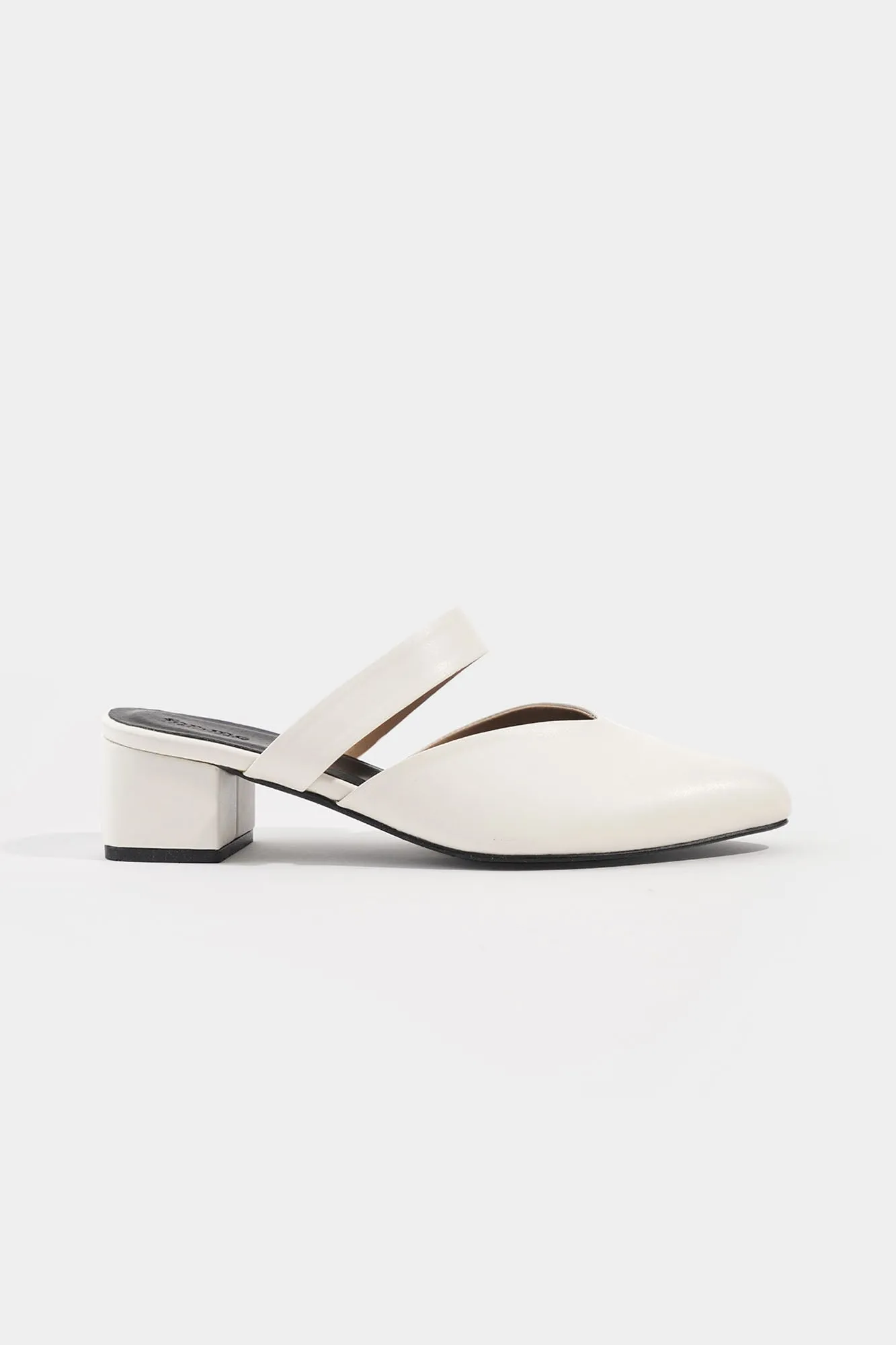 Pointed Toe Kitten Heel Mules