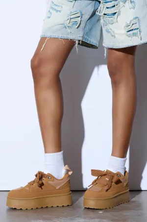 POPULARITY CHESTNUT FLATFORM SNEAKER