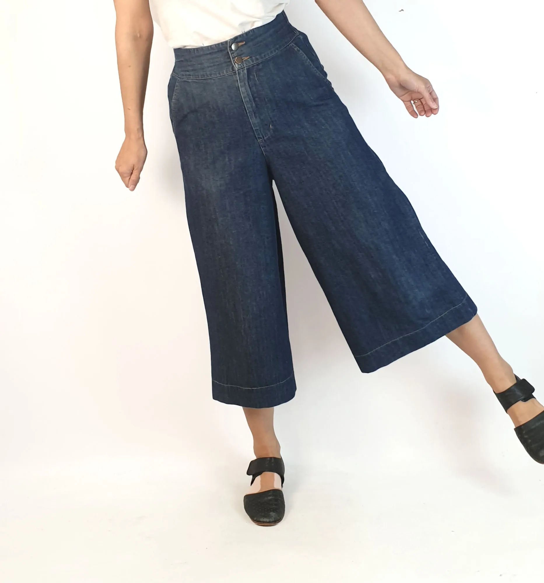 Princess Highway cropped mid-denim wide leg pants size 8