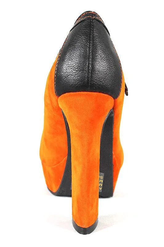 Pumps Kiss & Tell-$16