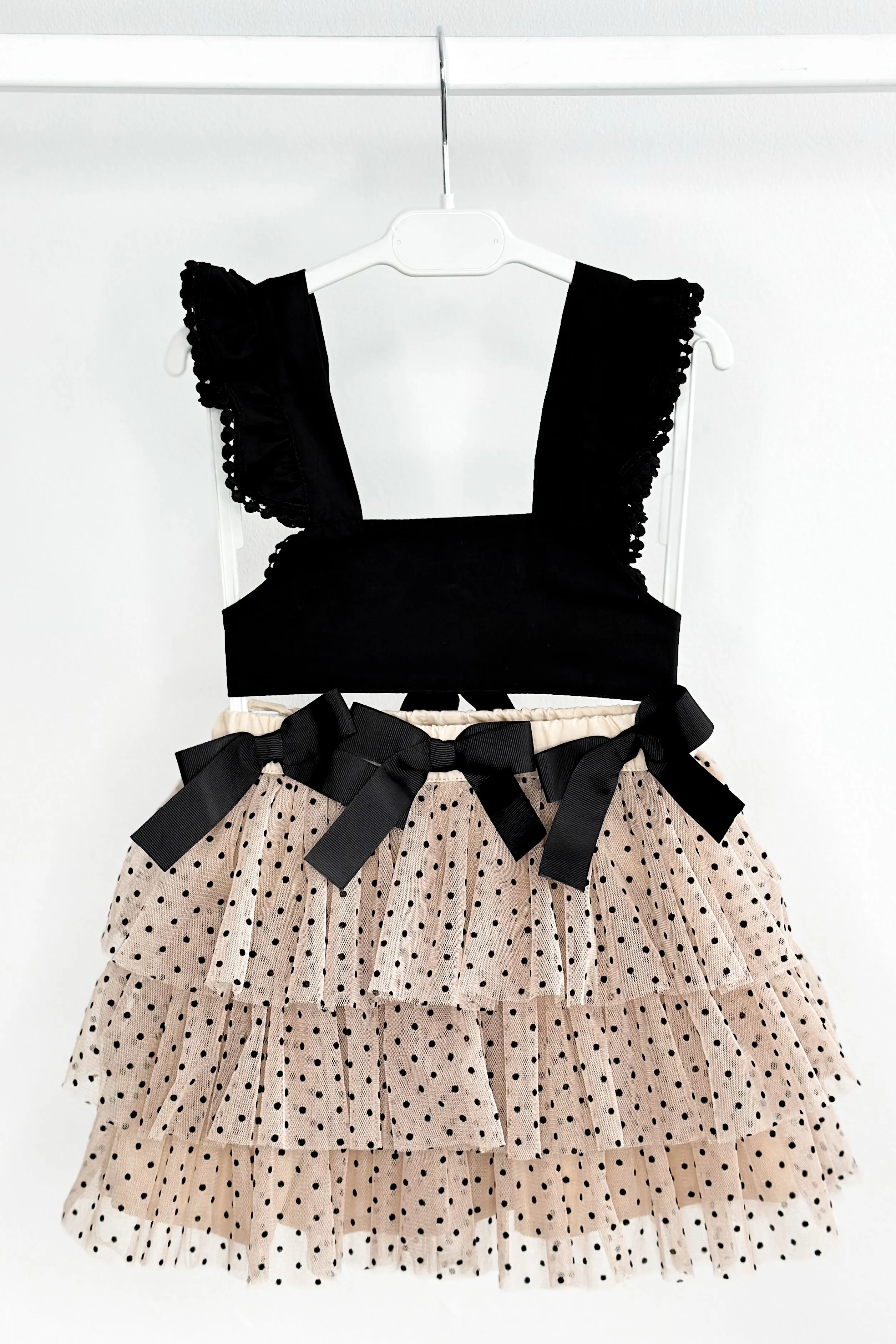 "Nuriyah" Black Crop Top & Beige Tulle Skirt