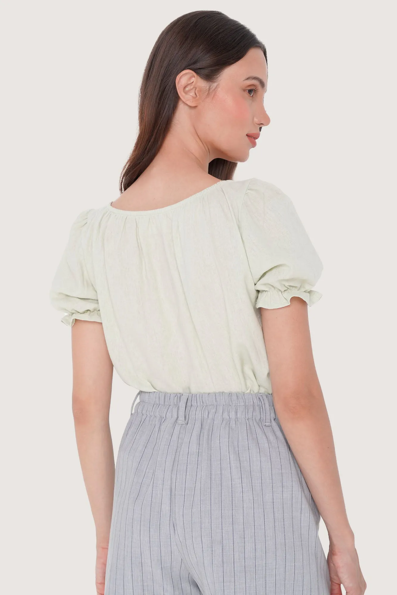 REFORME Scoop Neck Puff Sleeve Top