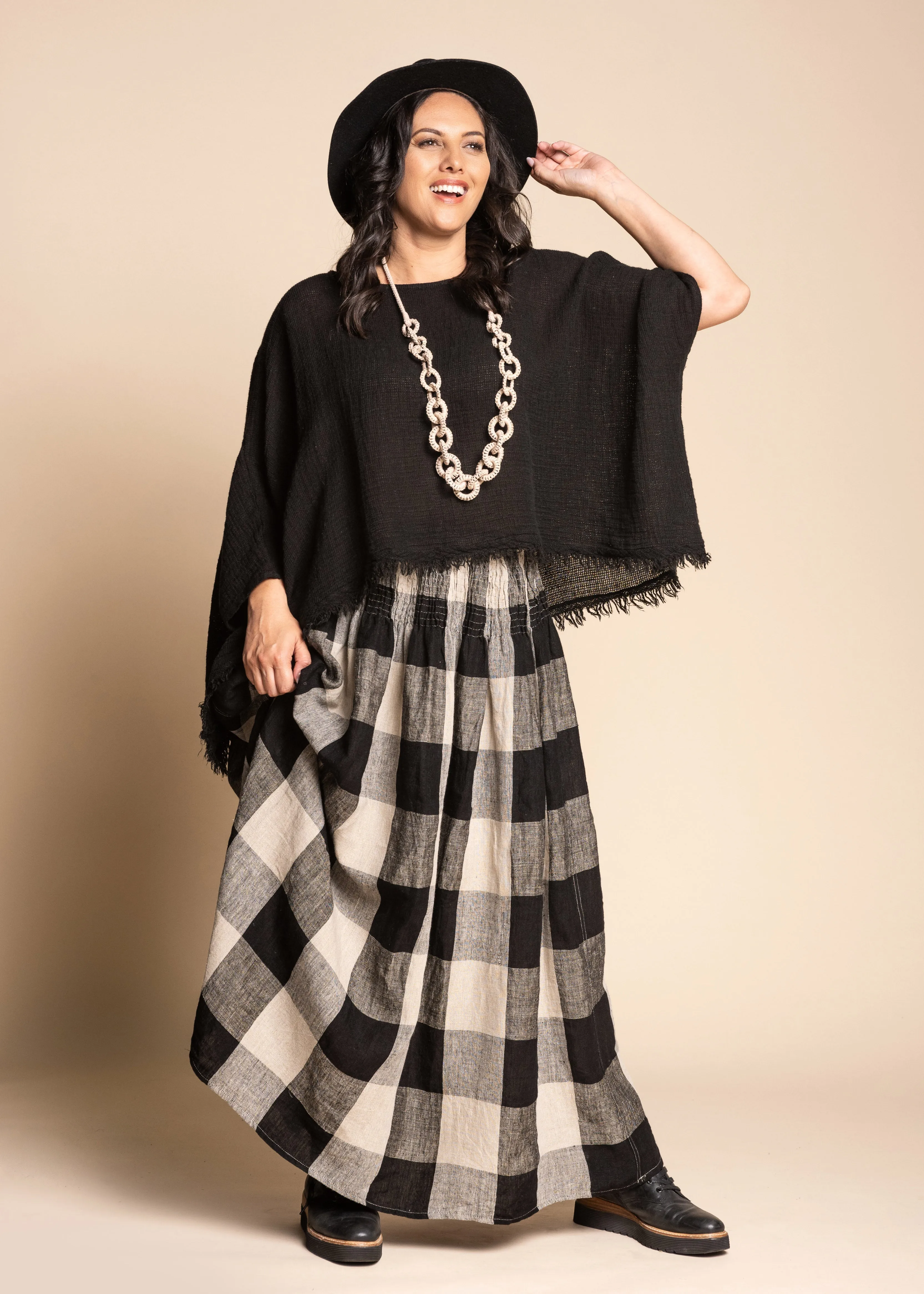 Sapphire Linen Top in Onyx