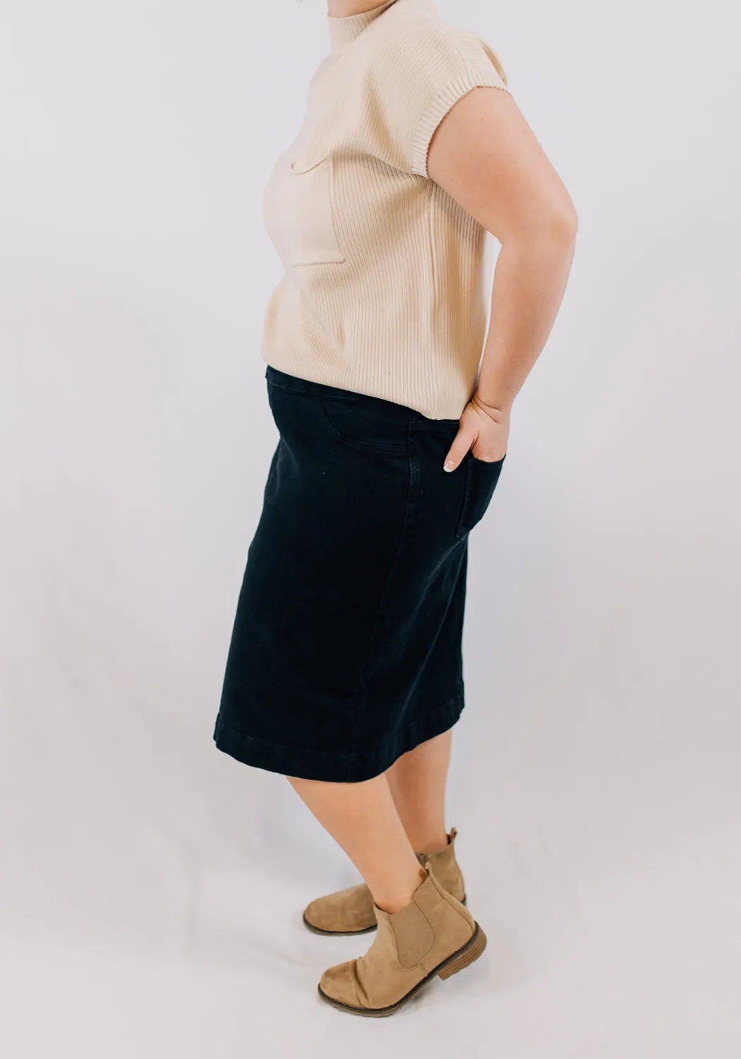 'Sara' Stretch Denim Skirt in Black