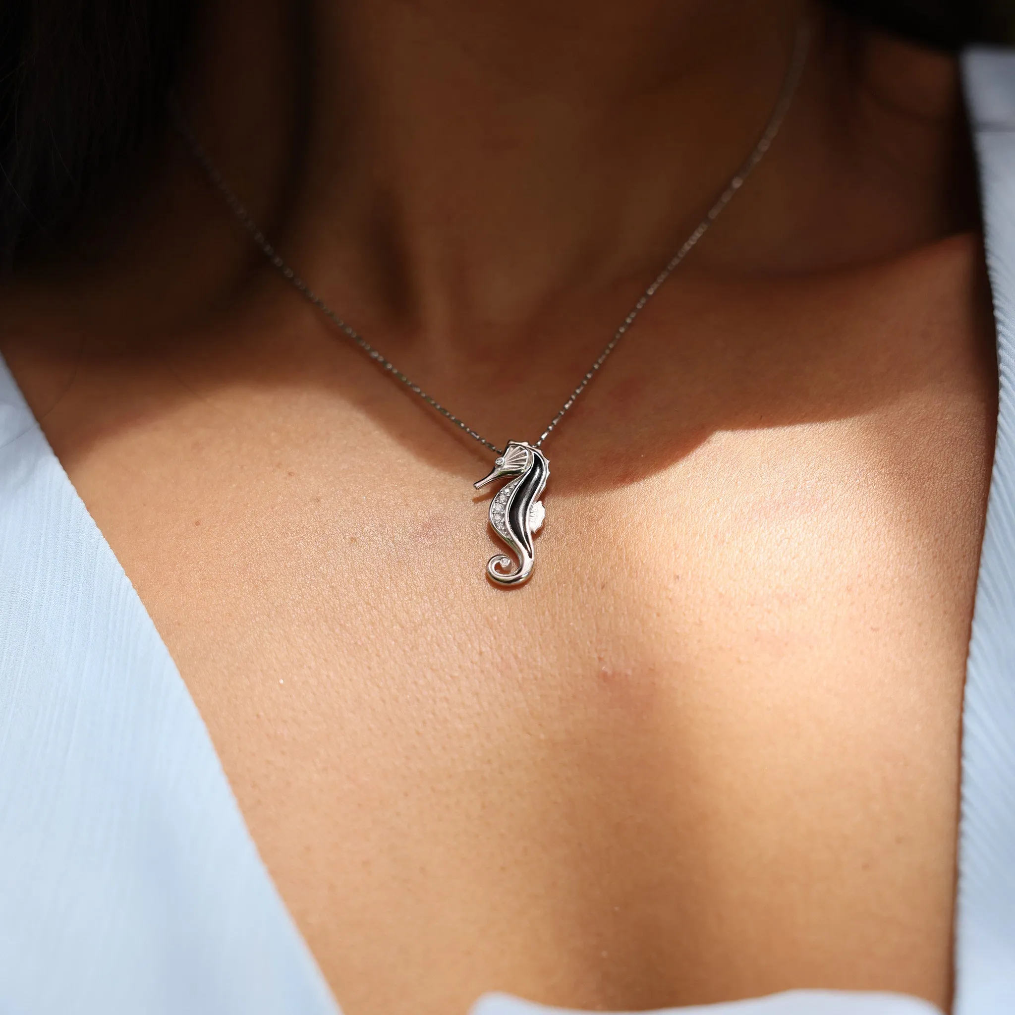 Sealife Seahorse Black Coral Pendant in White Gold with Diamonds - 27mm
