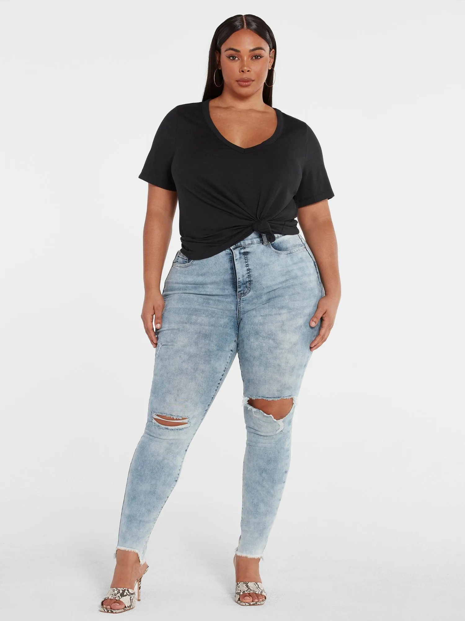 Sia V-Neck Slub Knit T-Shirt