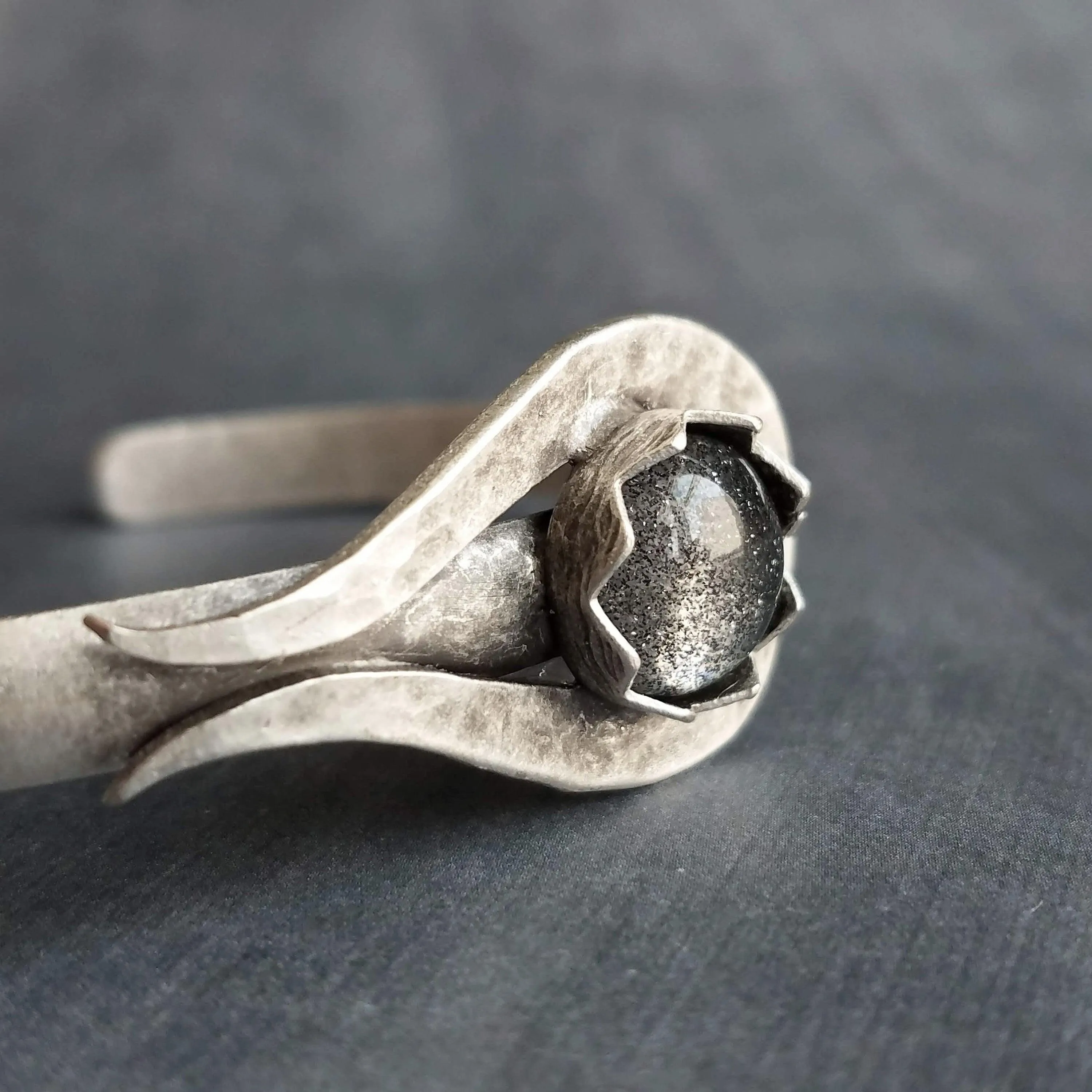 Silver Cuff Bracelet, grey glass stone center bracelet, heavy cuff, oxidized silver, antique silver chunky bracelet, gray sparkle glitter
