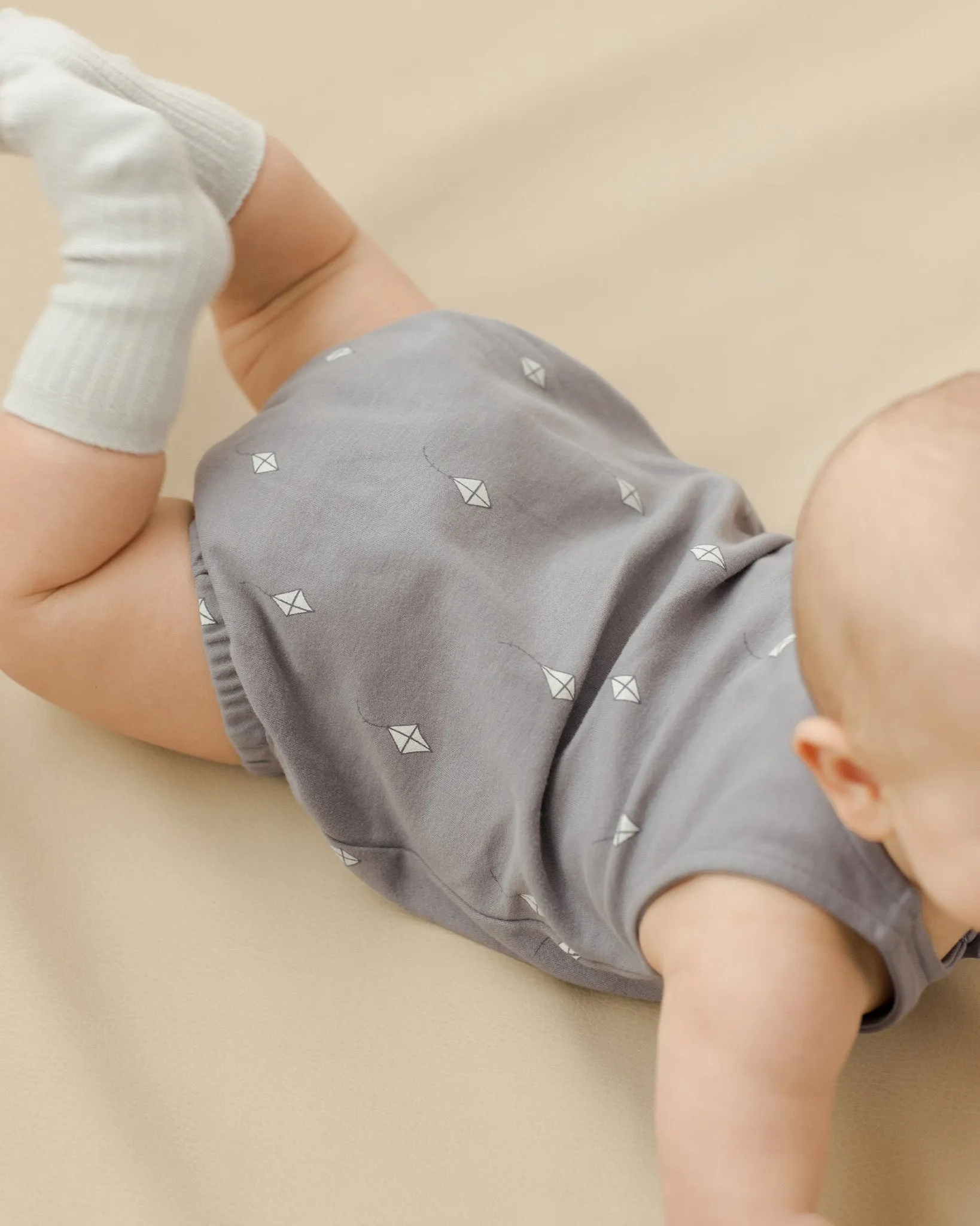 Sleeveless Bubble Romper || Kites
