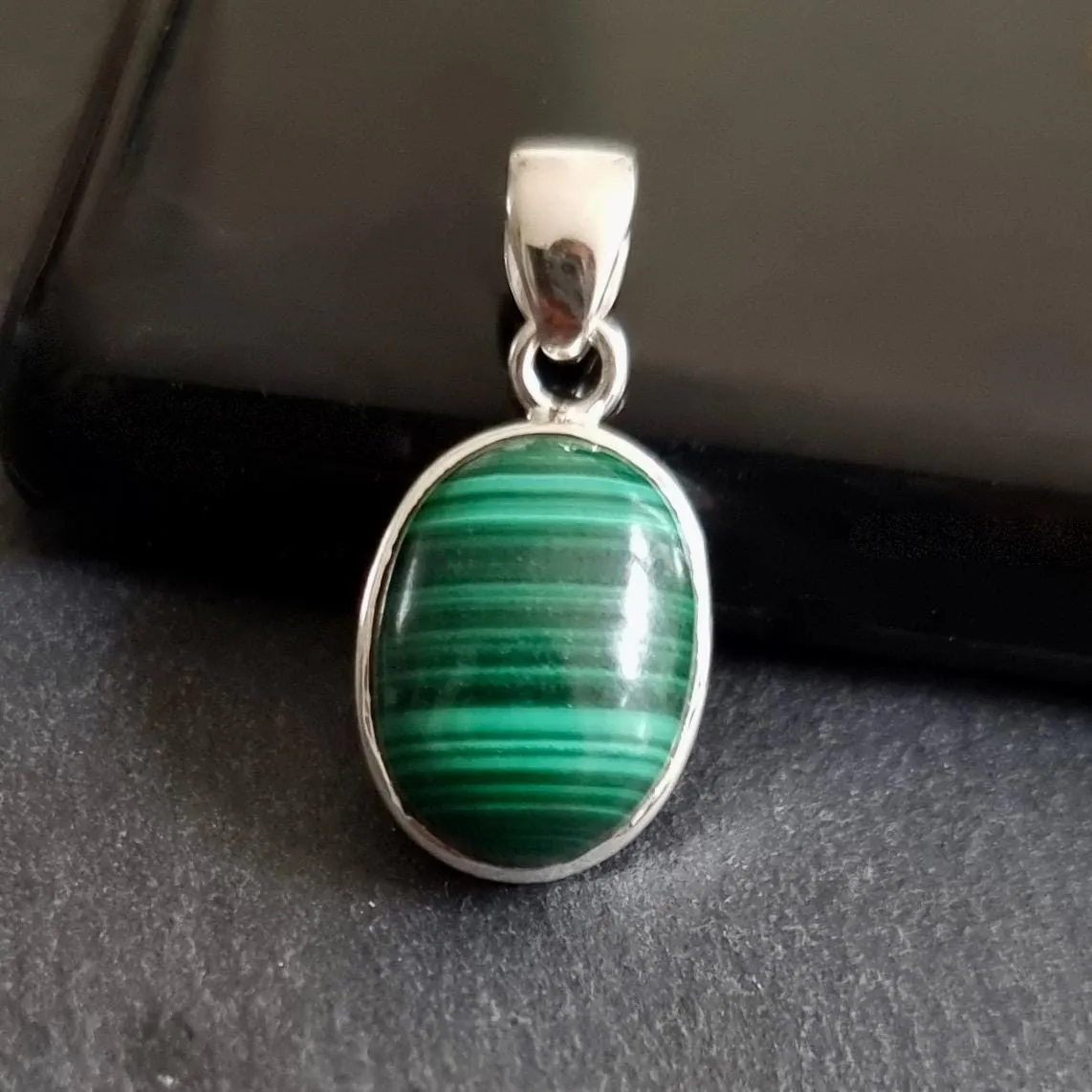 Small Oval Malachite 925 Sterling Silver Pendant, Stone Size 15mm x 12mm, P10MAL
