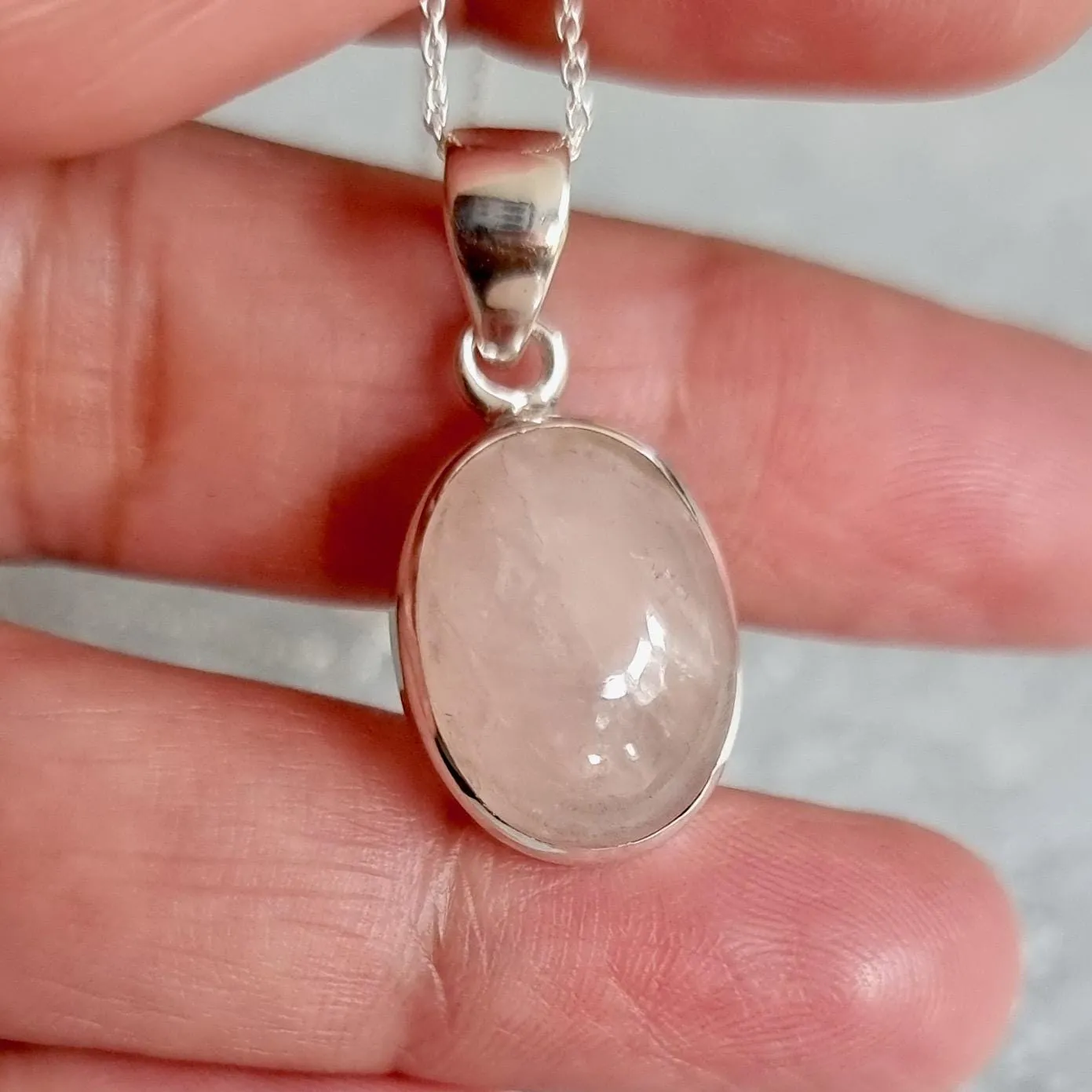 Small Oval Rose Quartz 925 Sterling Silver Pendant, Stone Size 15mm x 12mm, P10RQ