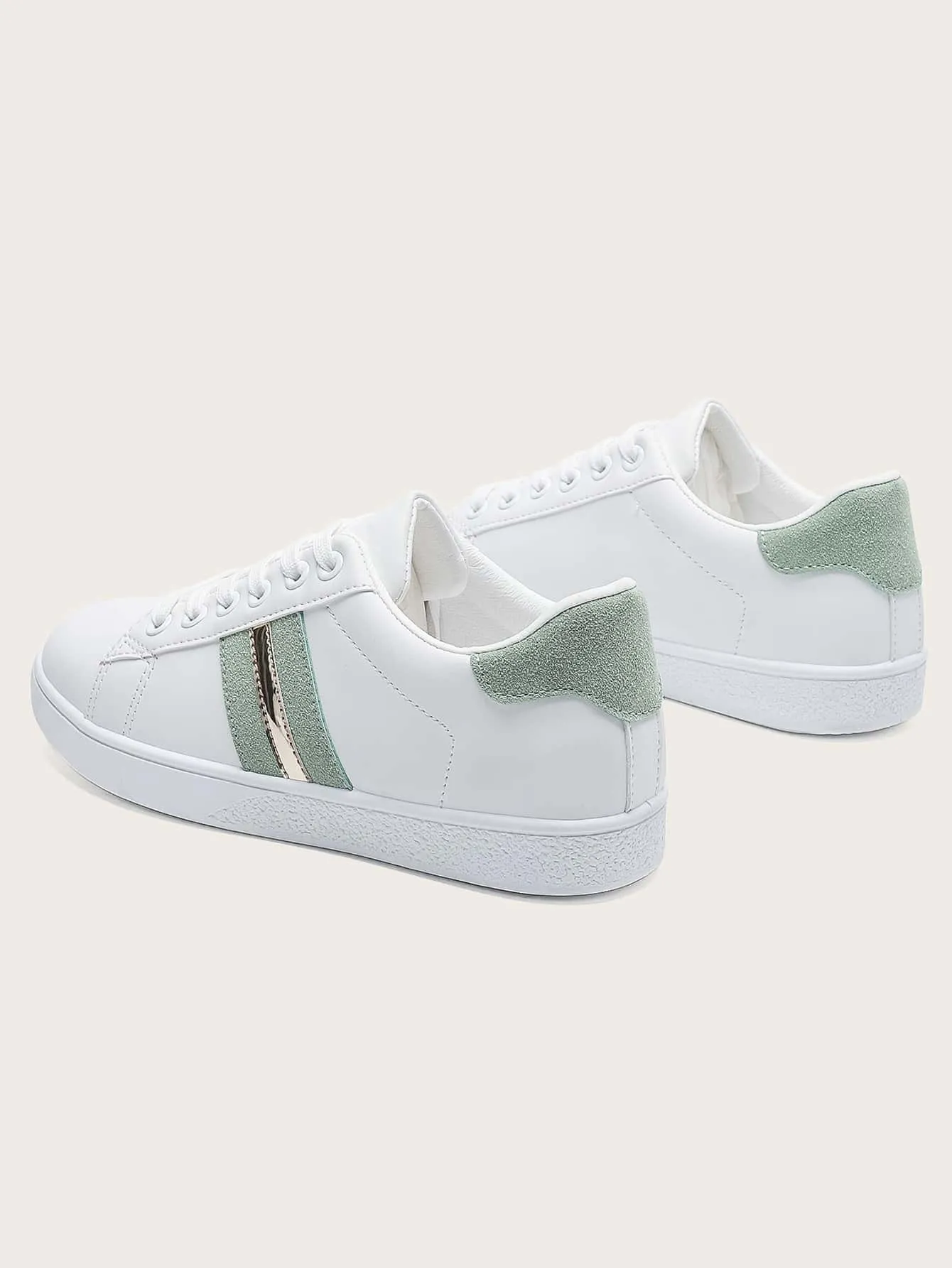 Striped Pattern Lace-up Front Skate Shoes - White