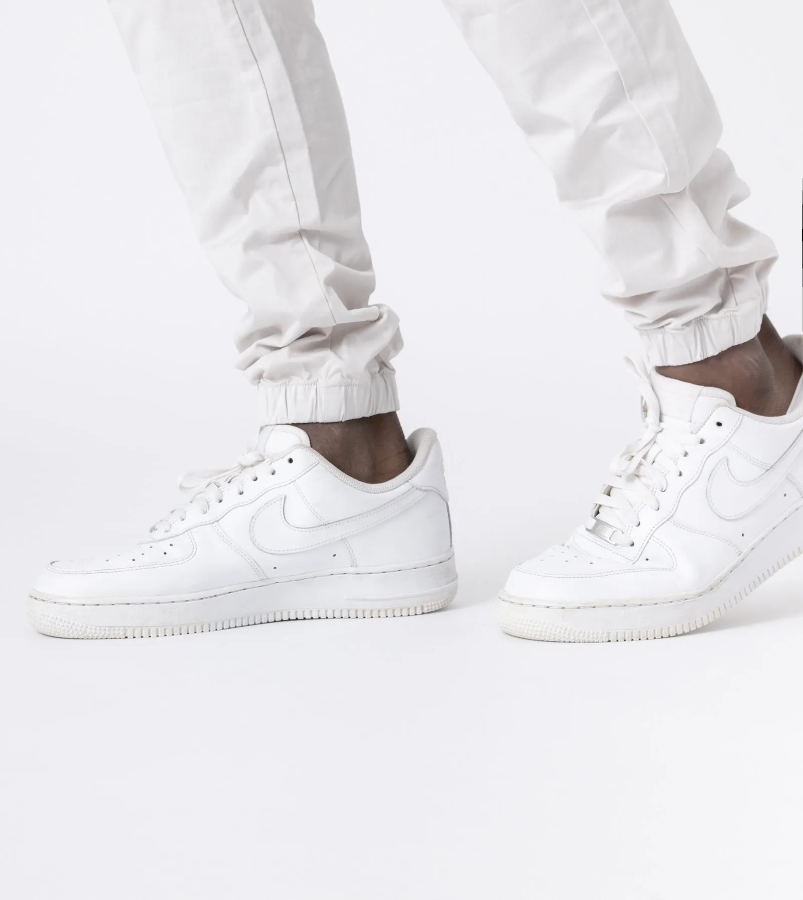 Sureshot Mid Rise Lite Jogger Garment Dye Frost