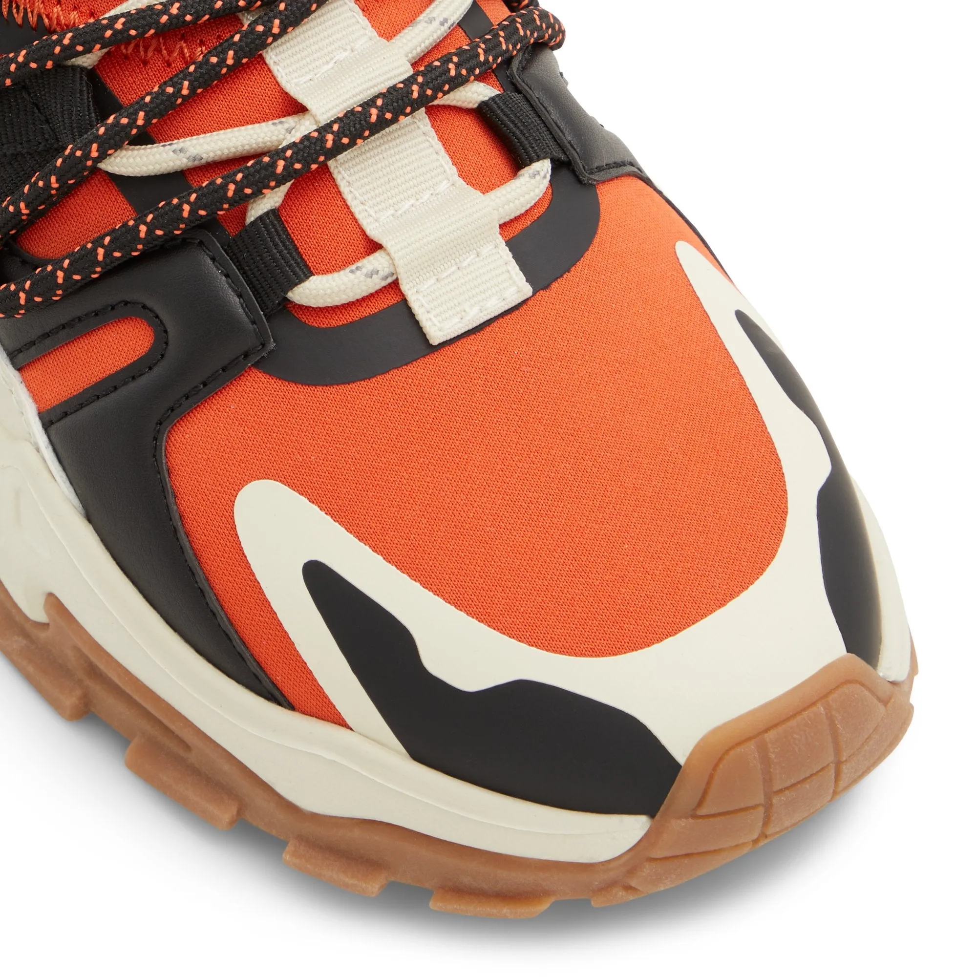 Terrah / Sneakers