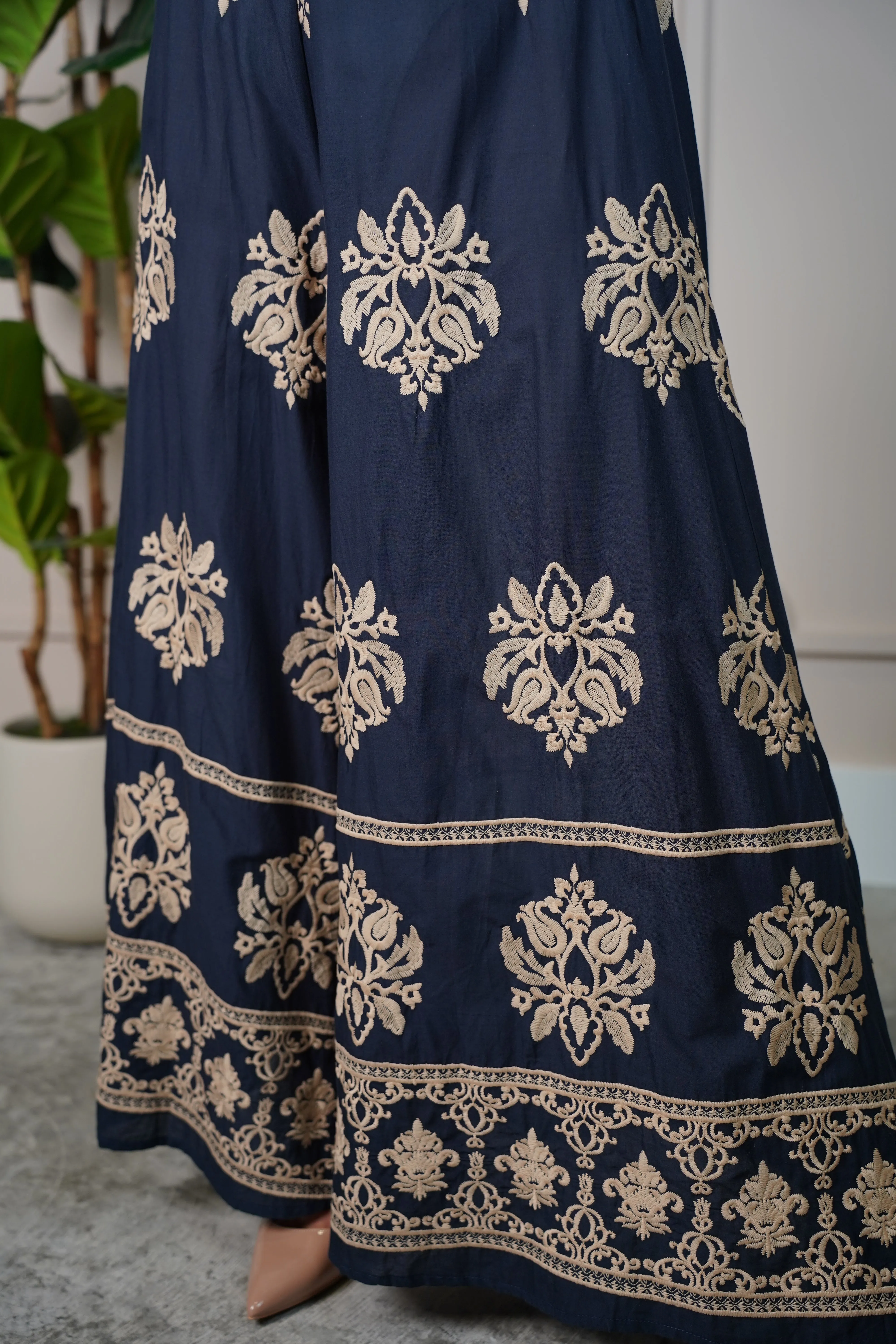 Tessi Embroidered Pants – Elegant Boho Wide-Leg Statement