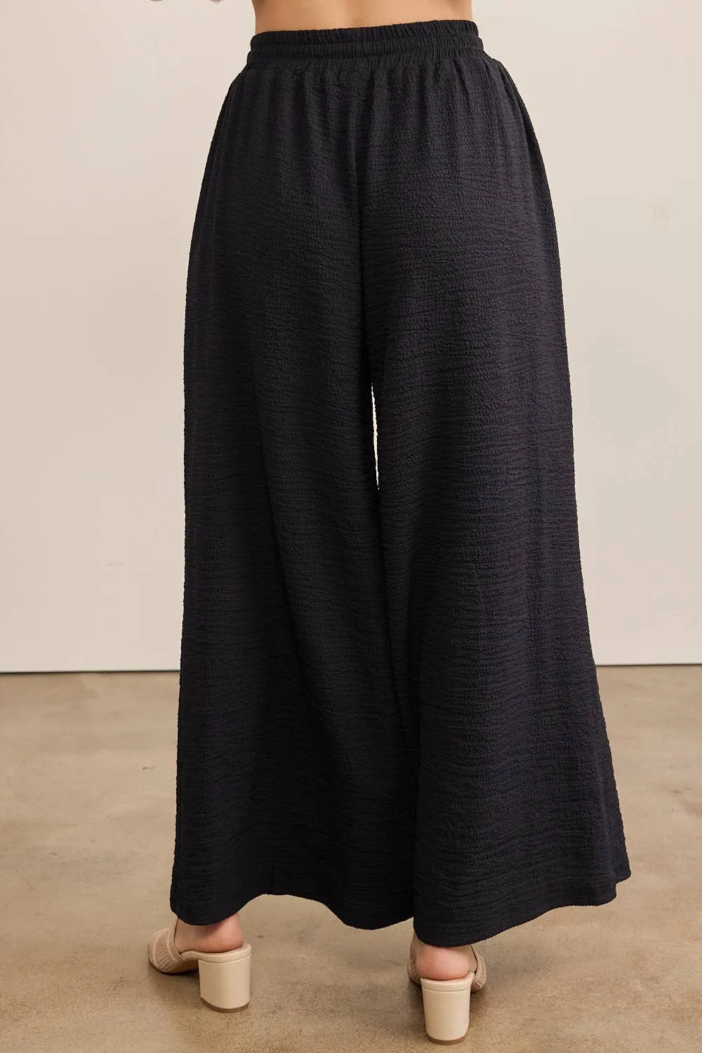 Textured Wide Leg Pants