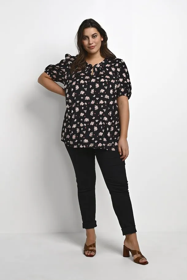 The Telana Blouse - PLUS