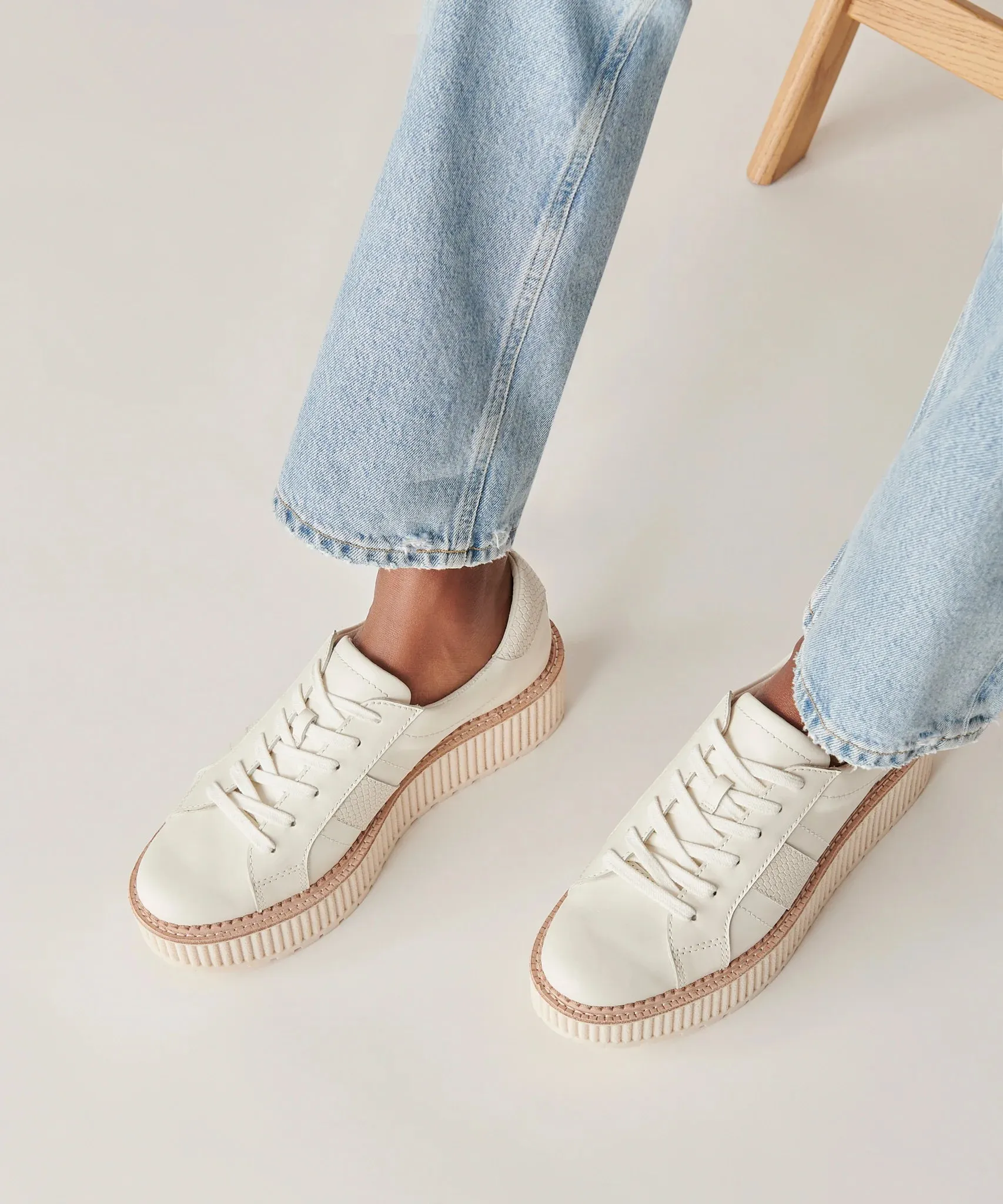 Tiger Sneaker | Dolce Vita