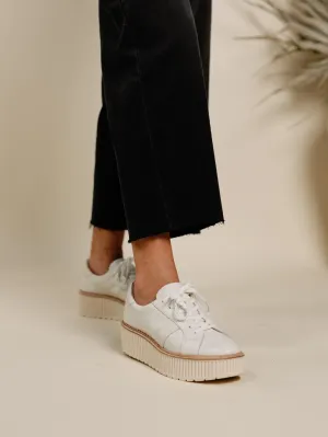 Tiger Sneaker | Dolce Vita