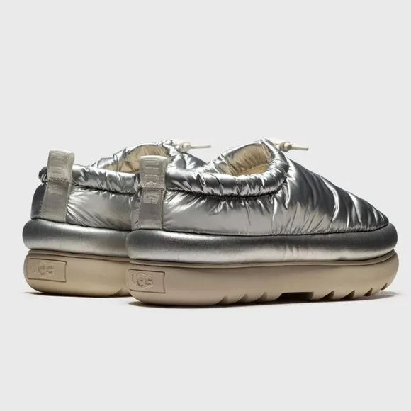 UGG Women’s Maxi Clog Metallic Silver size 9 platform chunky