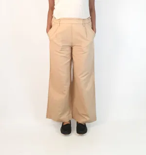 Uniqlo beige flax/cotton wide leg pants with pockets size M (small fit, best fits 10)