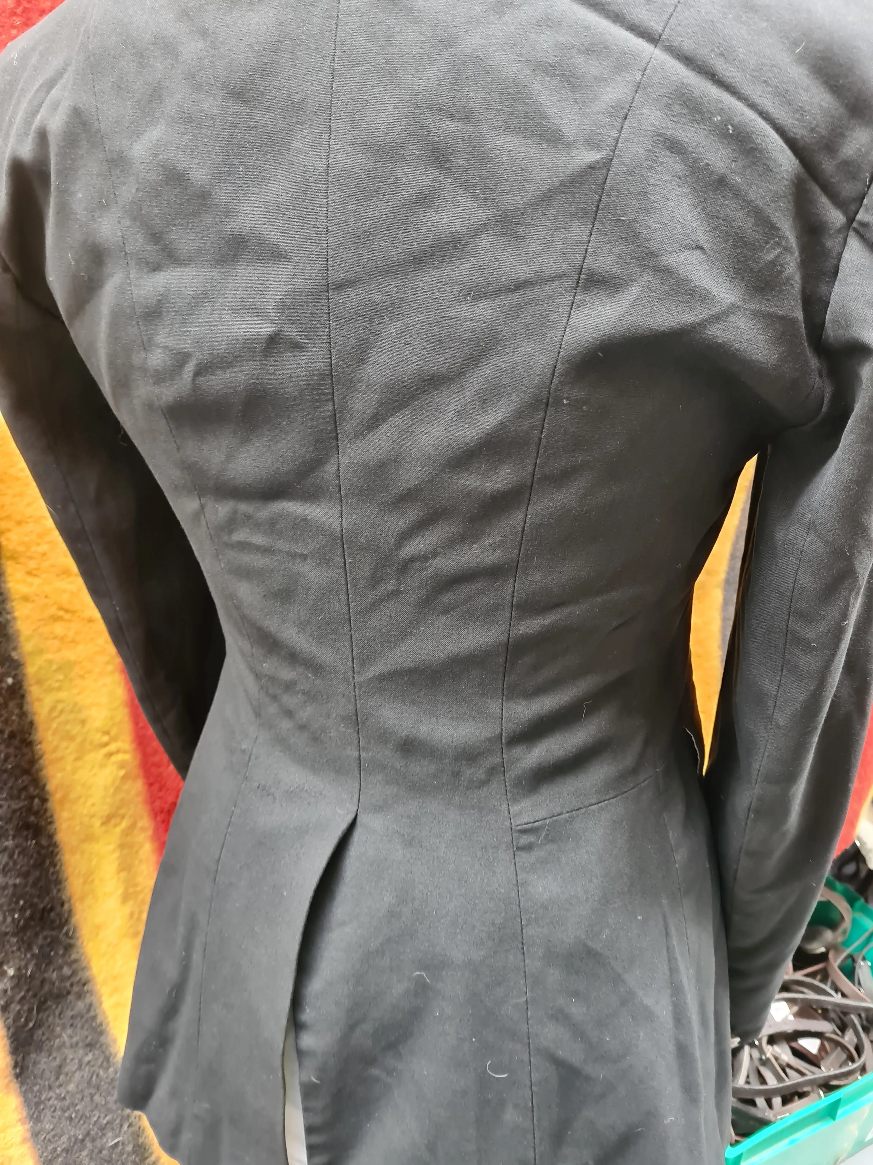 Used size 8 black show jacket FREE POSTAGE 🔵