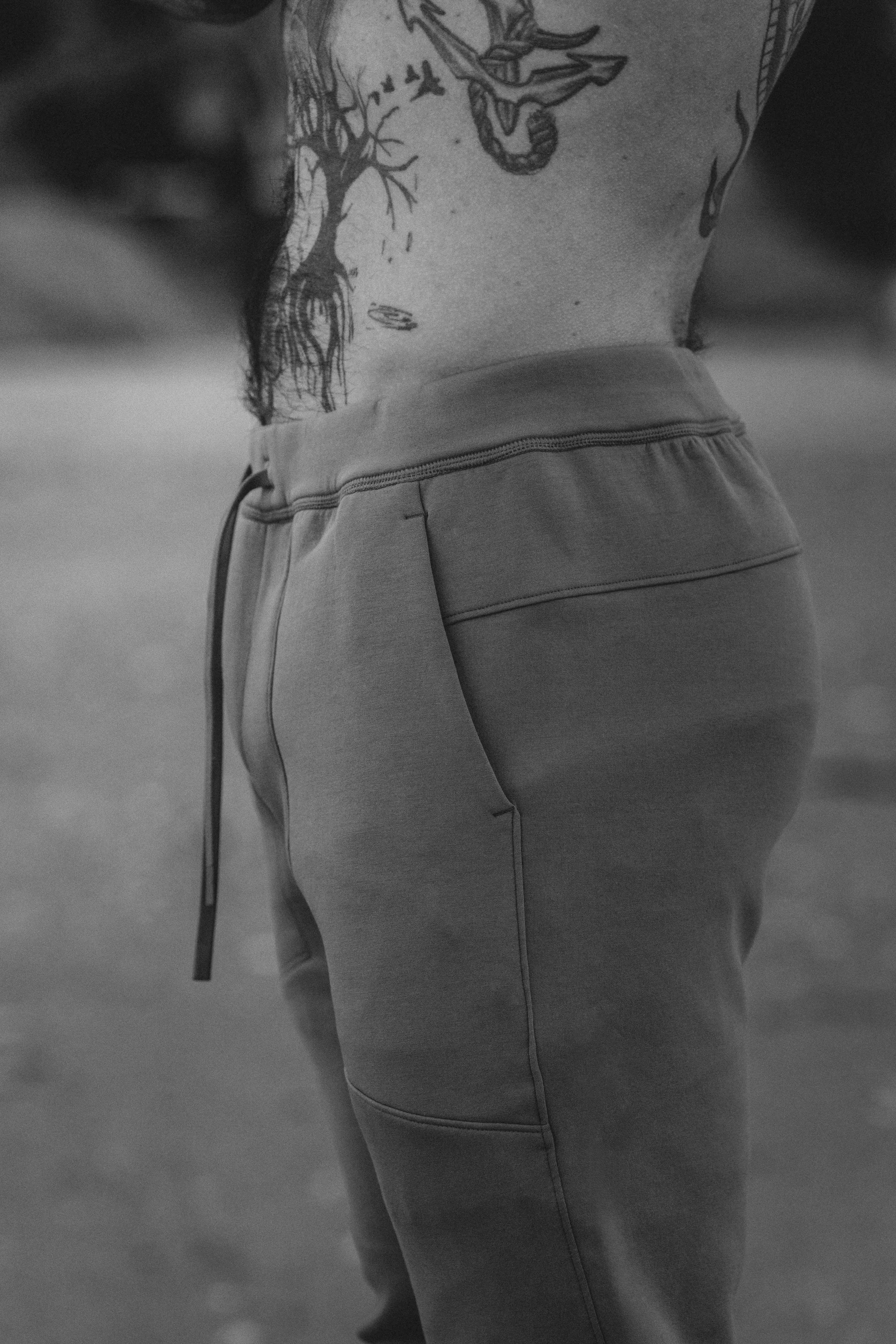 Versa Jogger (Obsidian)