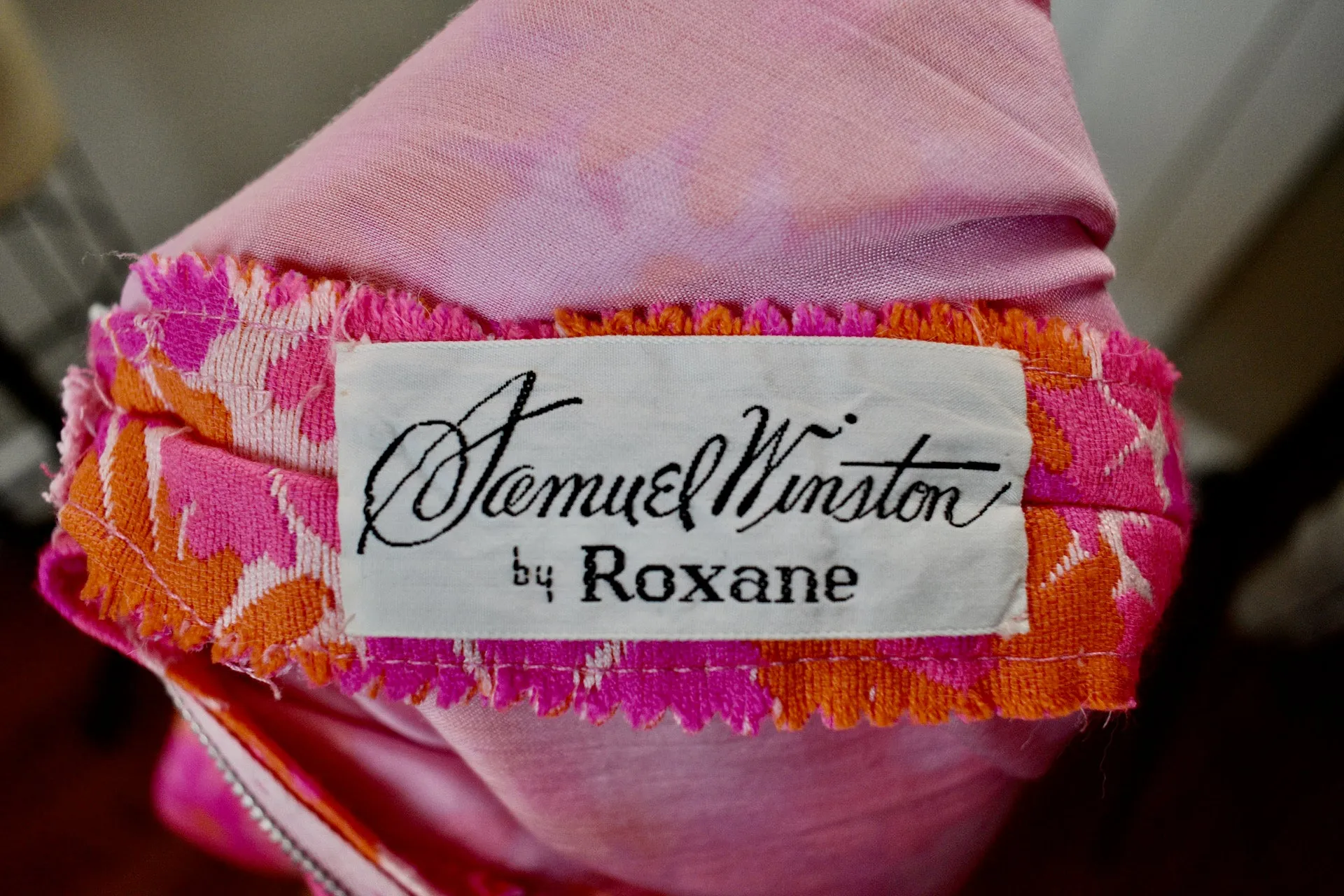 Vintage 1960s Samuel Winston by Roxanne Sleeveless Pink Floral Dress