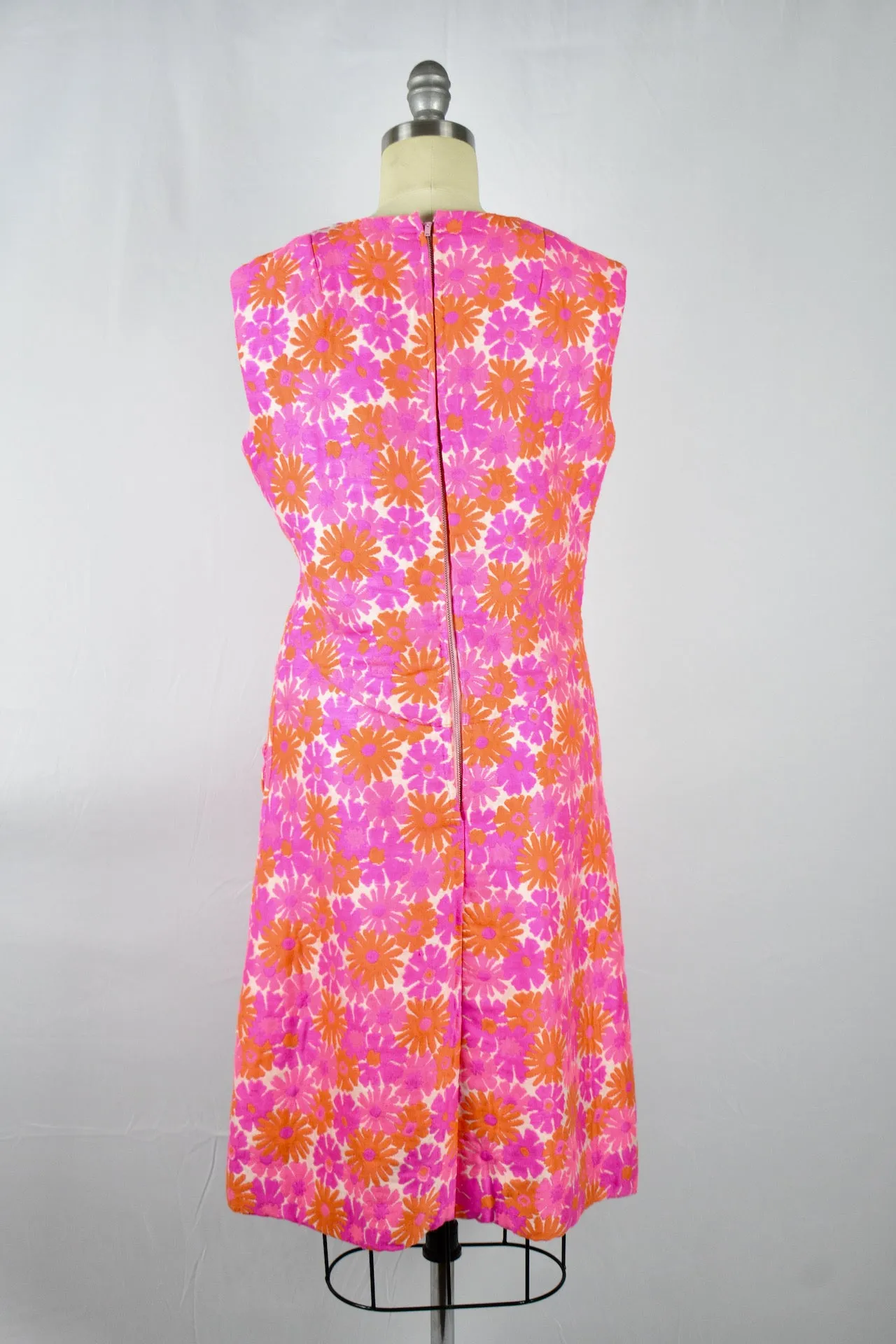 Vintage 1960s Samuel Winston by Roxanne Sleeveless Pink Floral Dress
