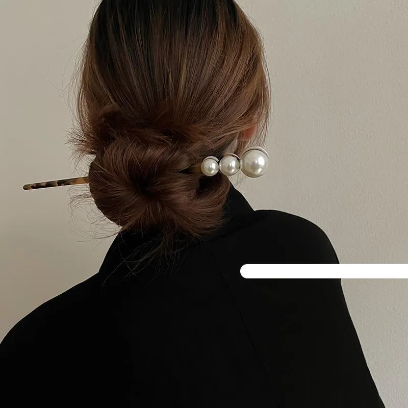 Vintage Pearl Hairpin