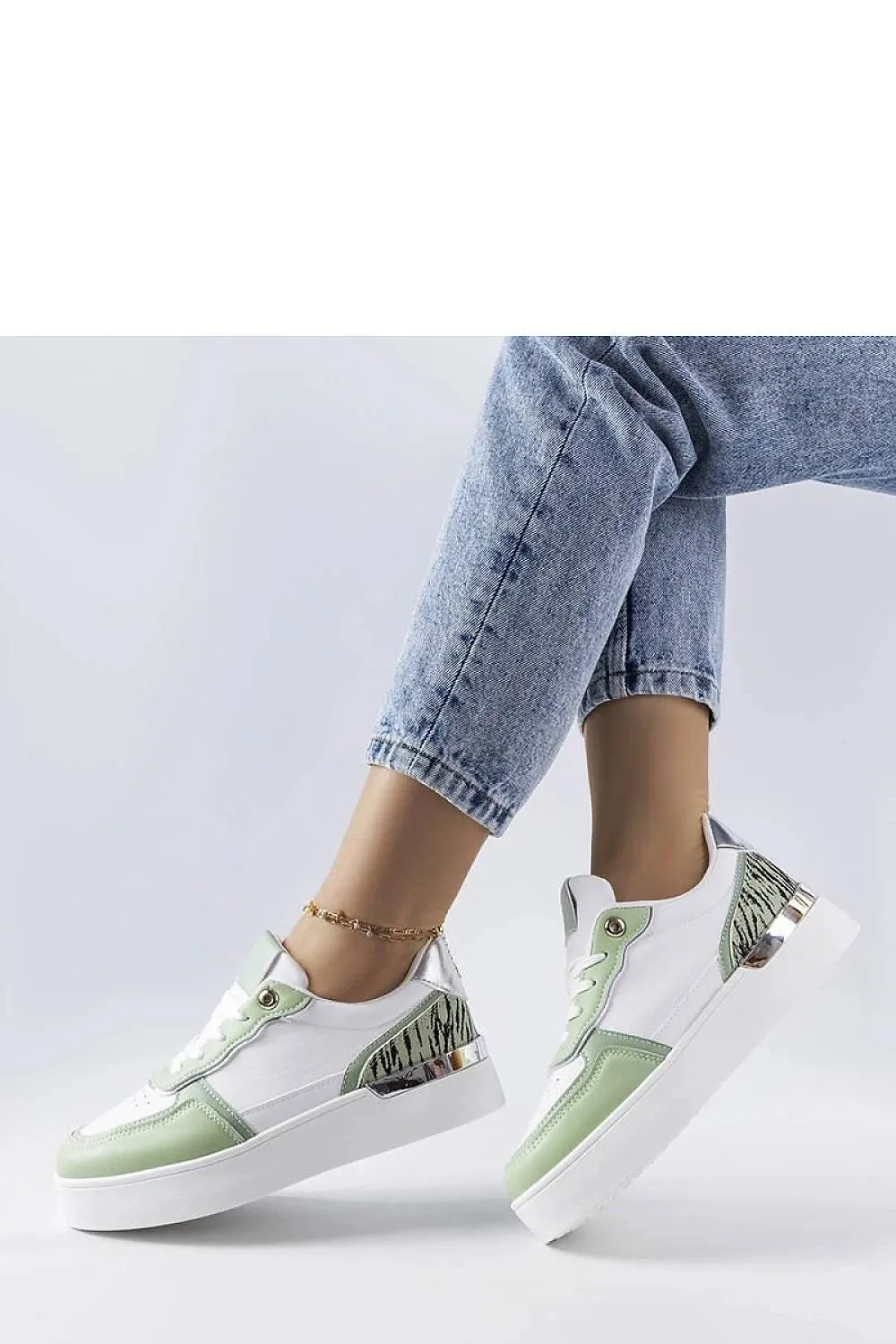 White lace-up platform sneakers