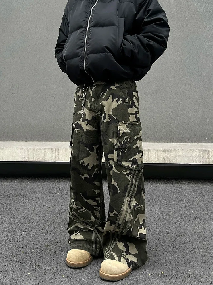 Wide-leg Camouflage Cargo Pants