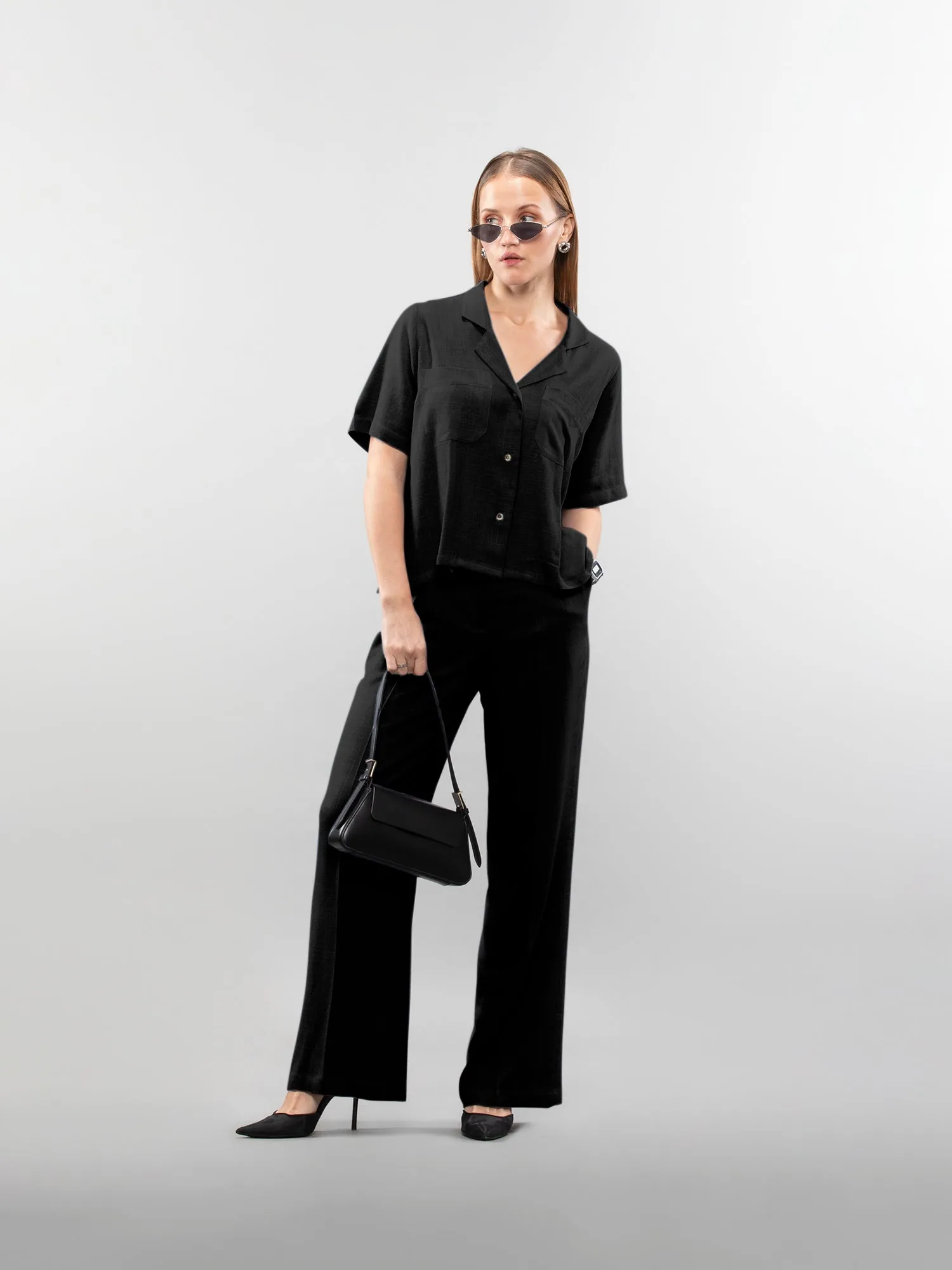 Wide-leg linen pants
