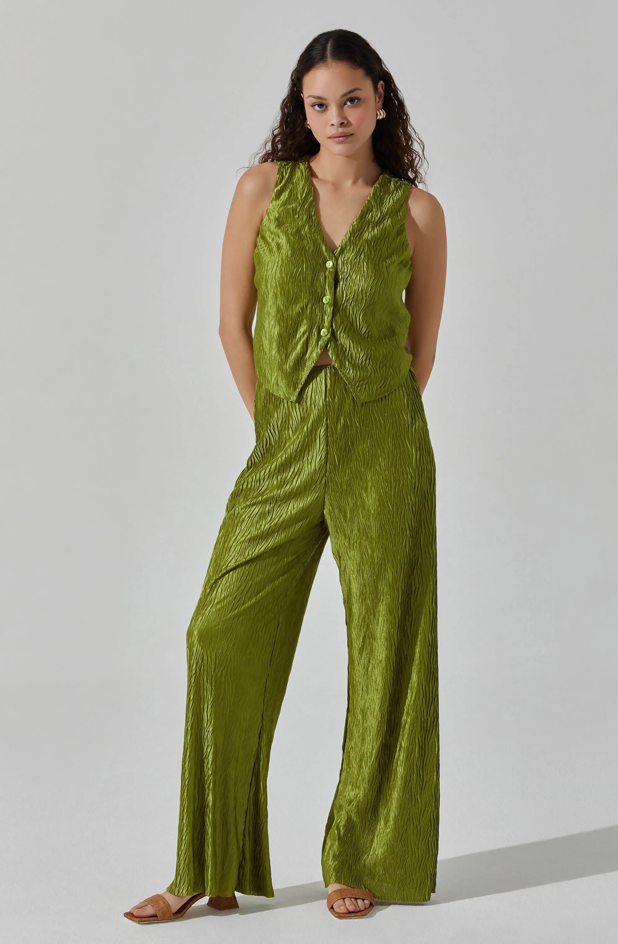 Wide Leg Plisse Pants