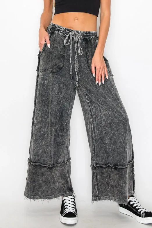 Wide Pants With Raw Hem