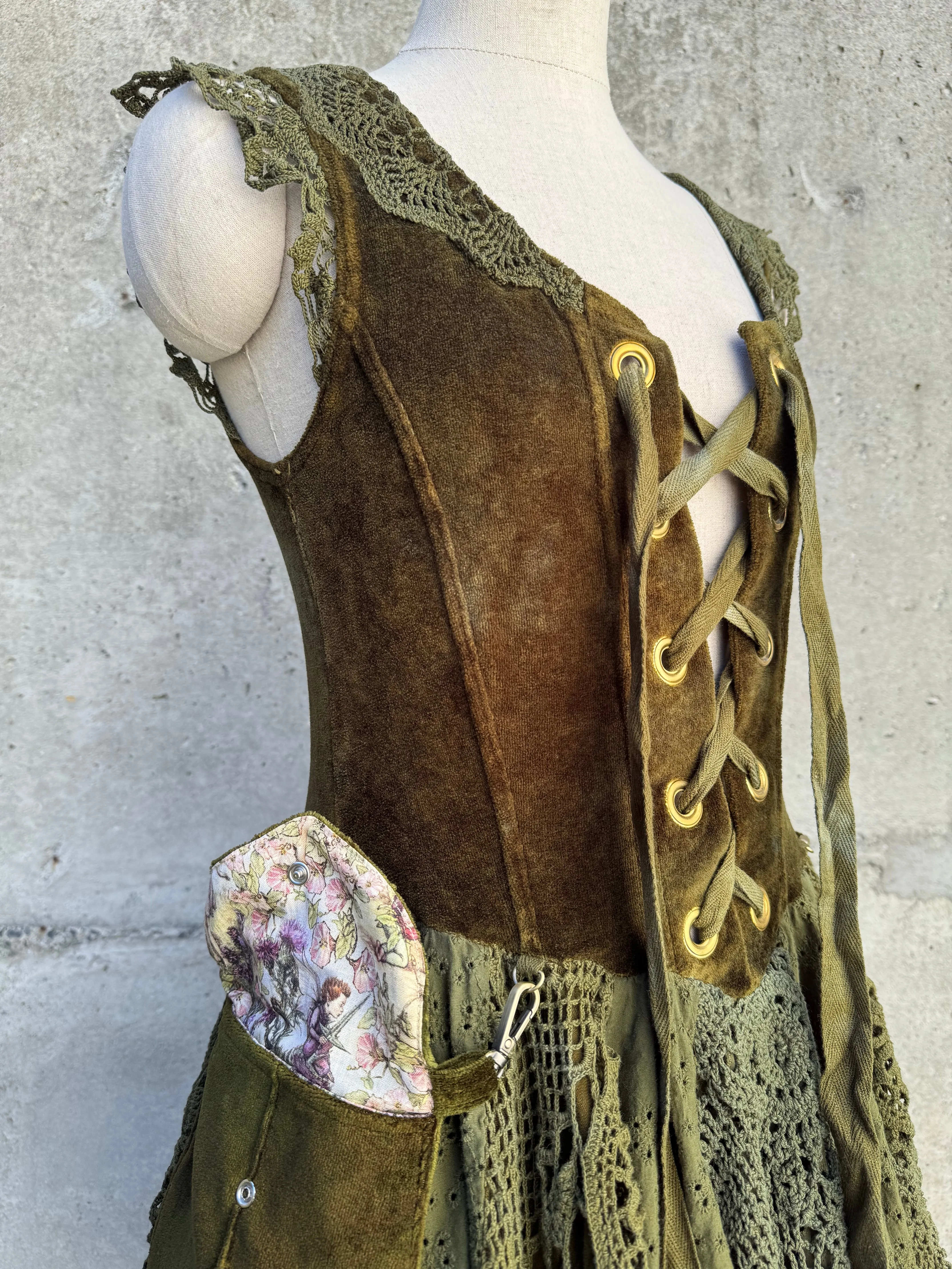 Wildcrafted Faery Pocket Dress (M)