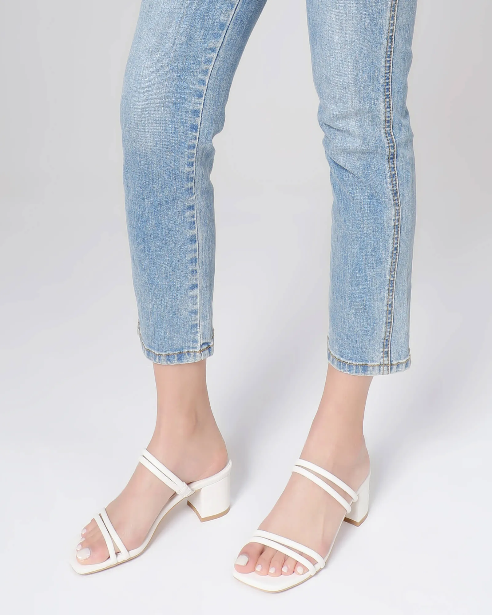 Women Low Block Strappy Heel
