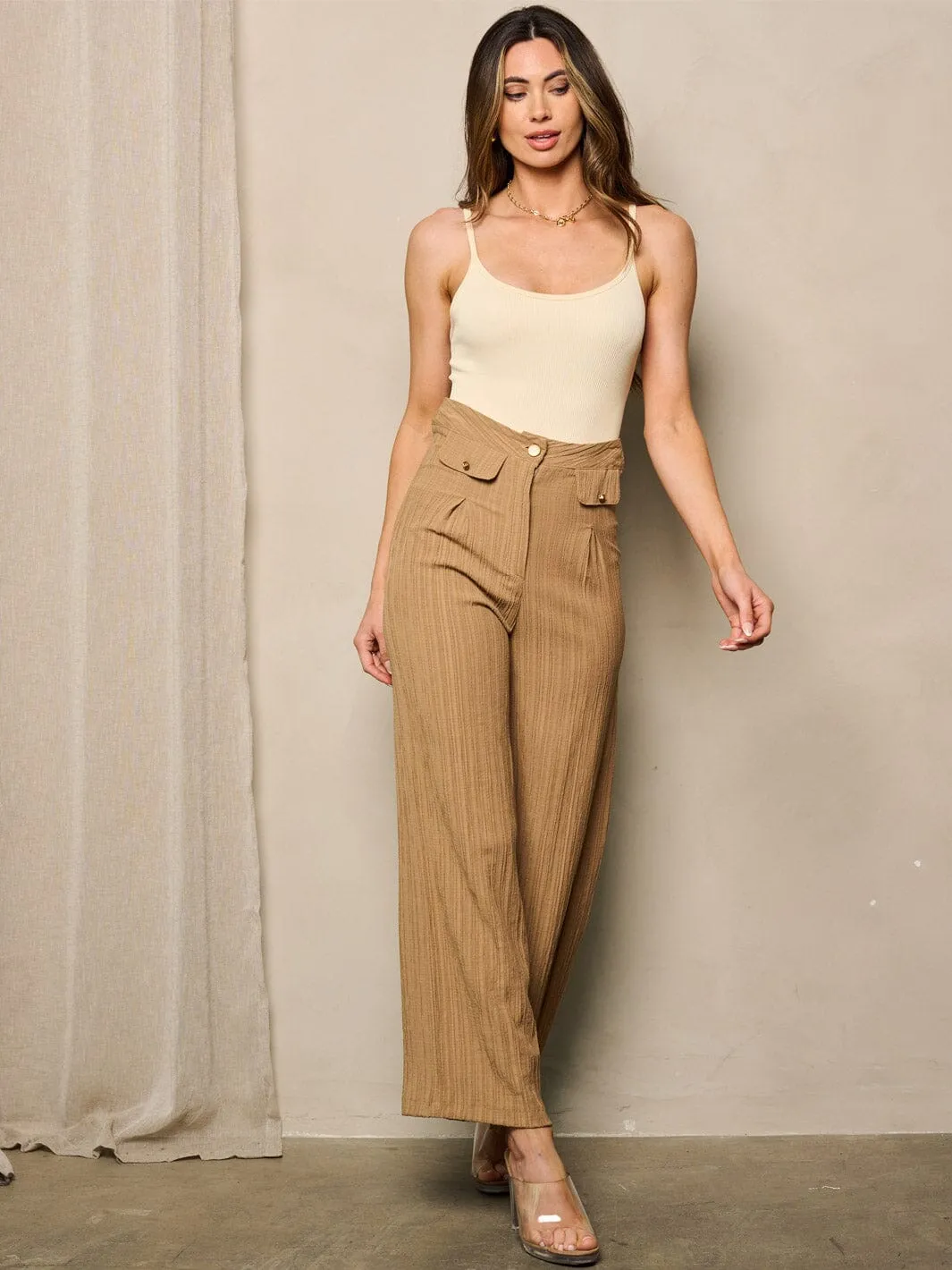 WOMEN'S BUTTON CLOSURE WIDE LEG DETAILED PANTS