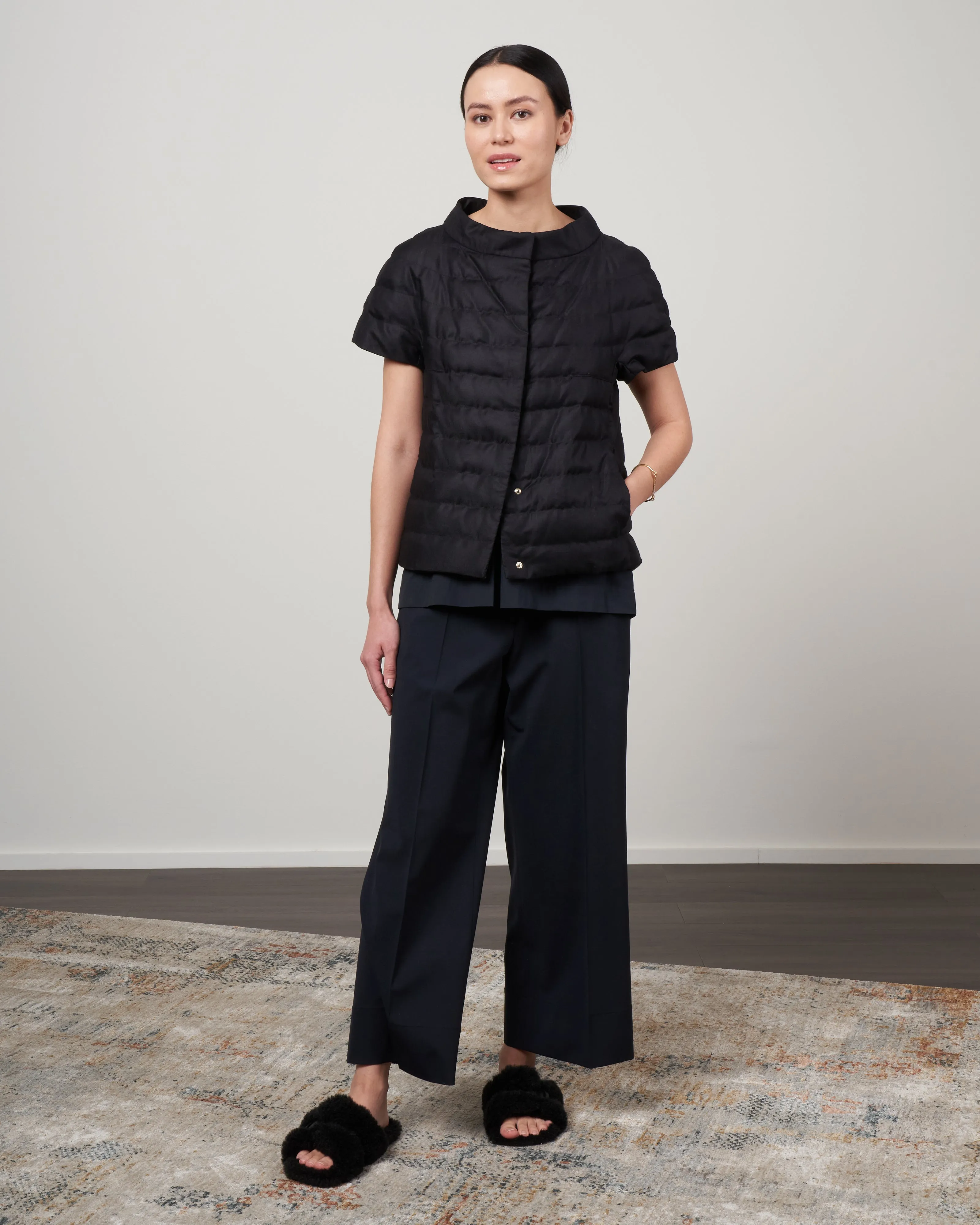 wool blend down cap sleeve - nero