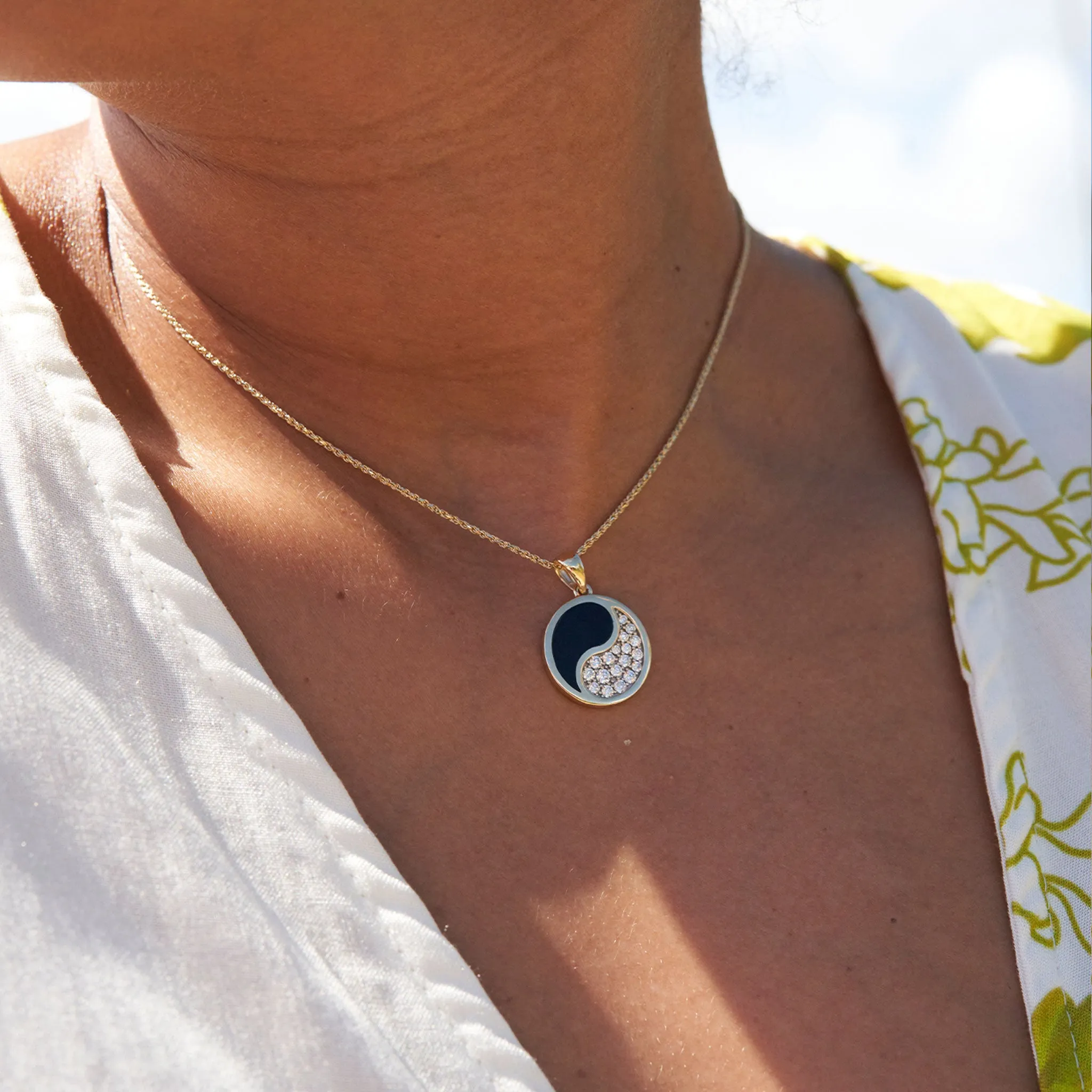 Yin Yang Black Coral Pendant in Gold with Diamonds - 18.5mm