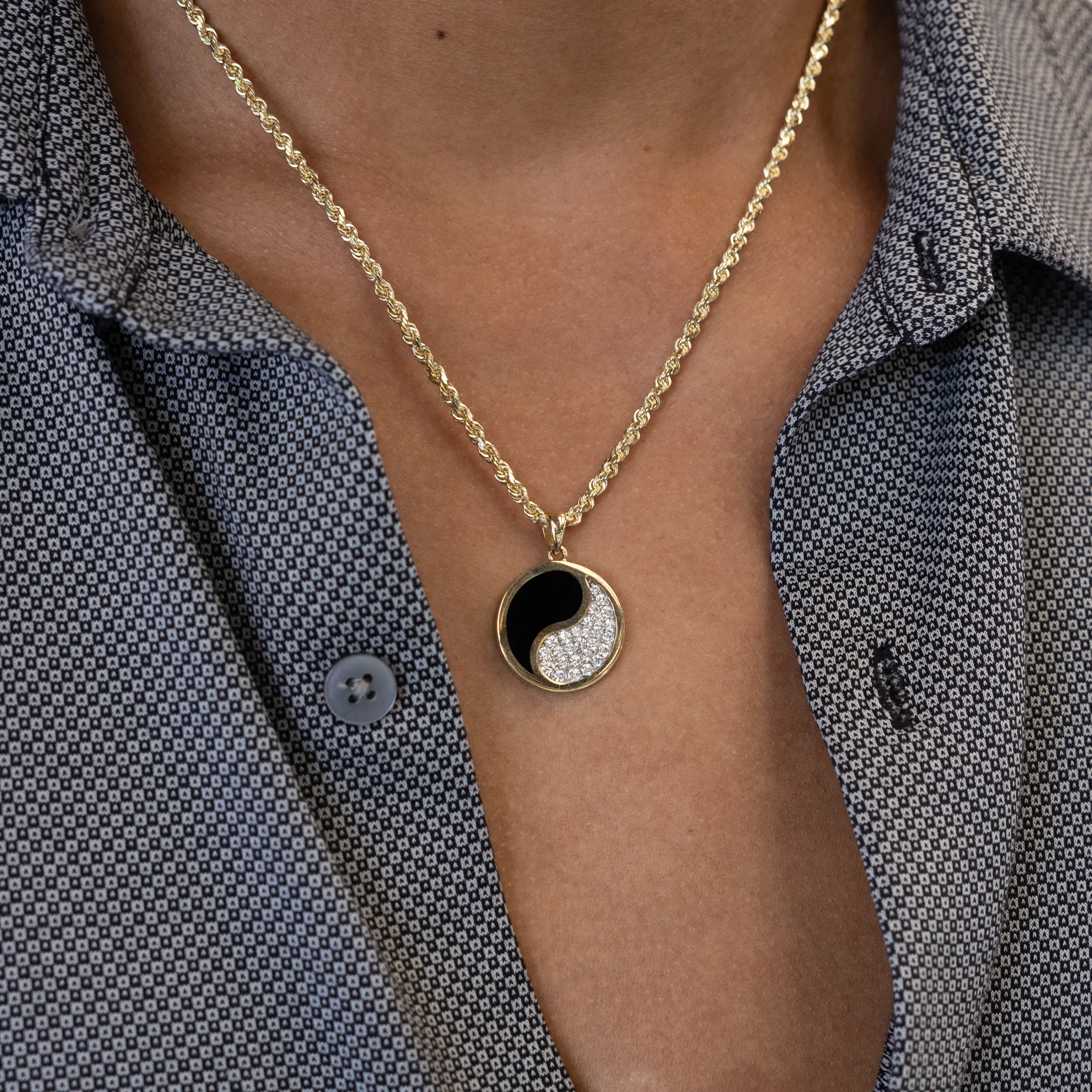 Yin Yang Black Coral Pendant in Gold with Diamonds - 22mm