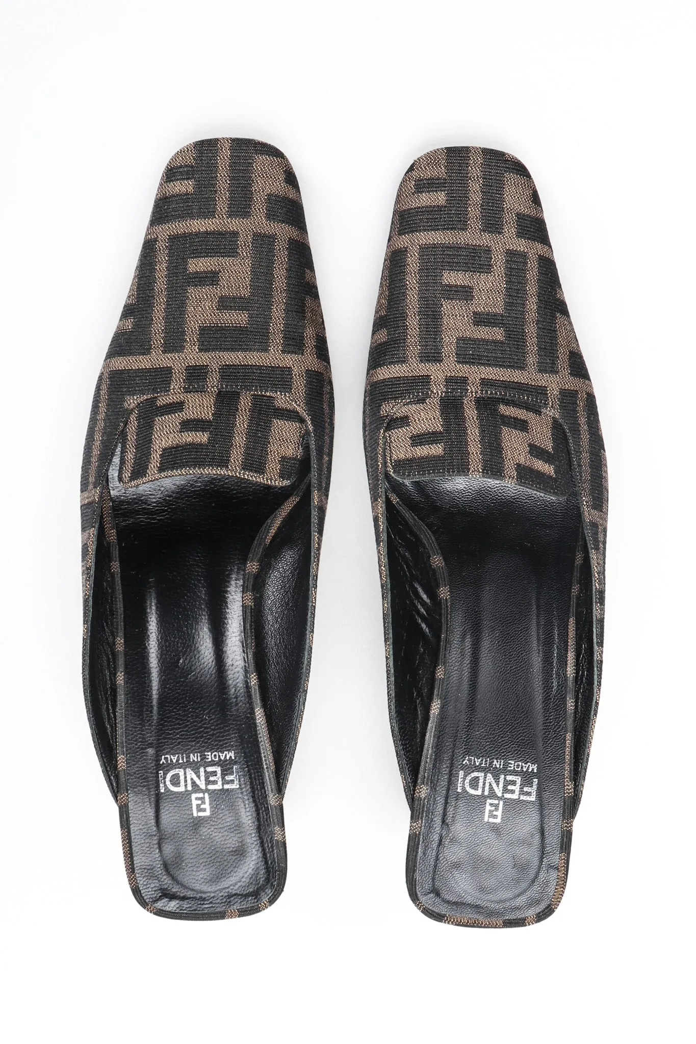 Zucca Block Heel Mules