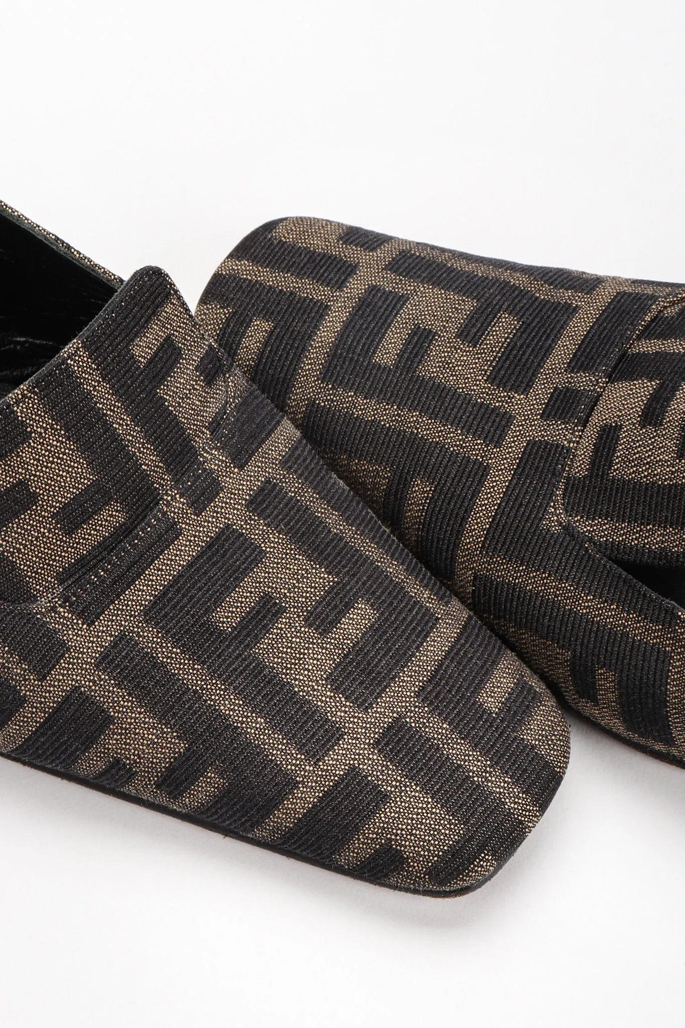 Zucca Block Heel Mules