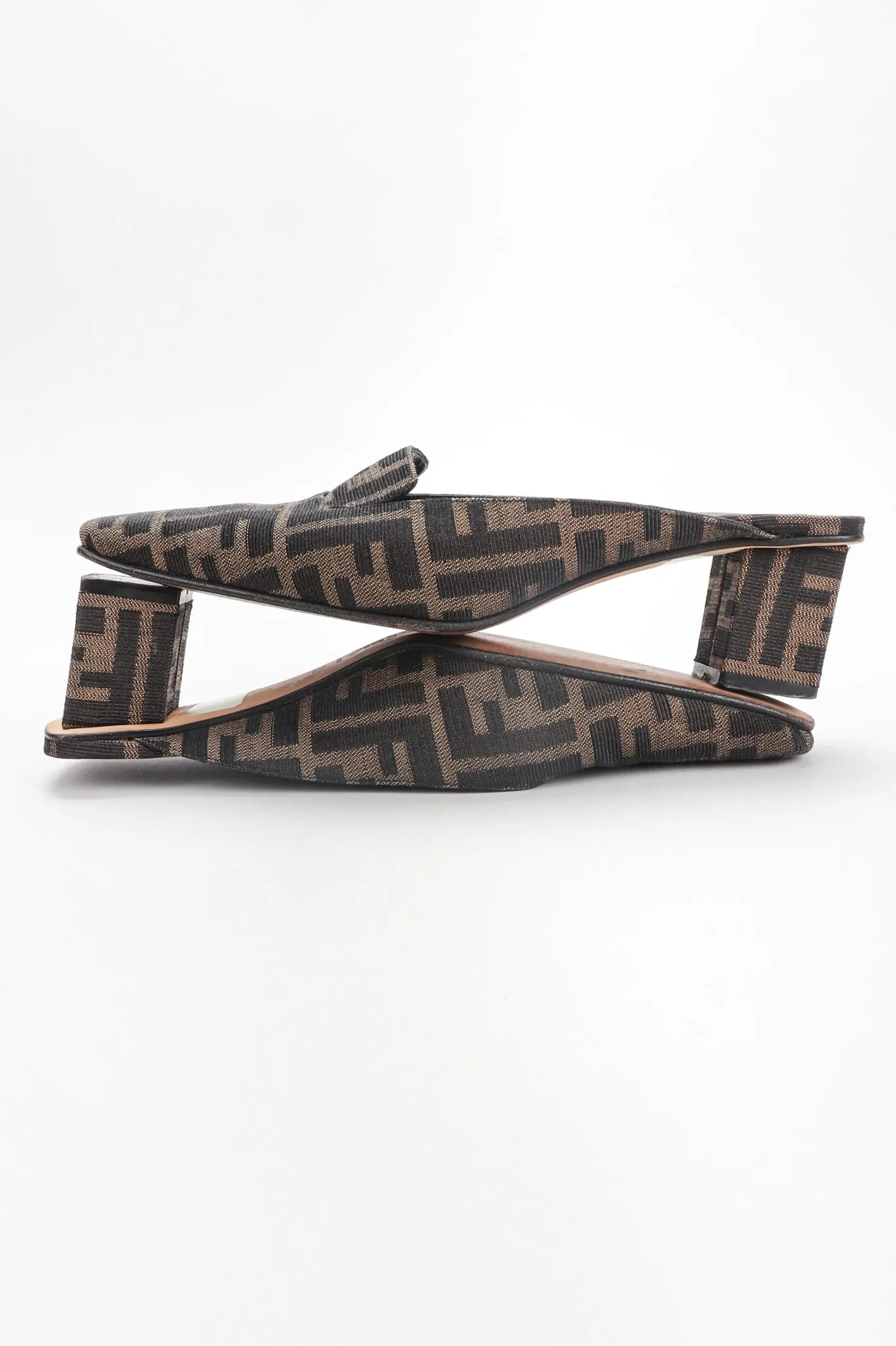 Zucca Block Heel Mules