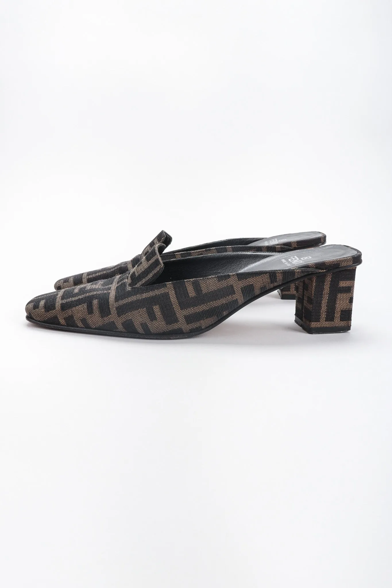 Zucca Block Heel Mules